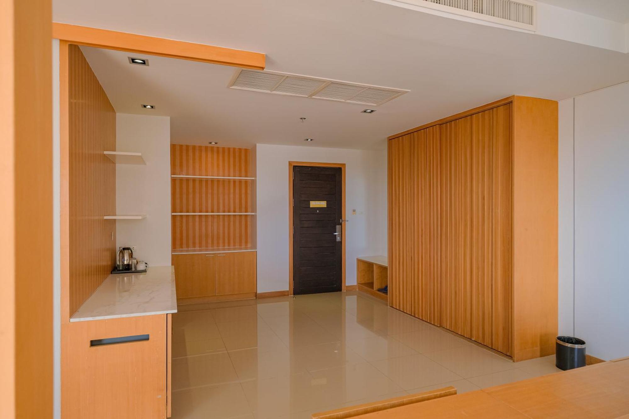 North Wing Suite,1698959364:JPEG