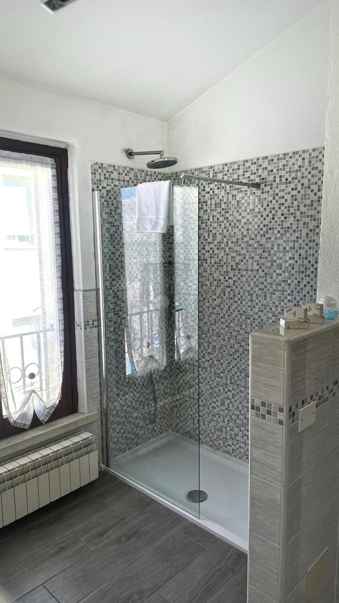 Triple Room Lake View