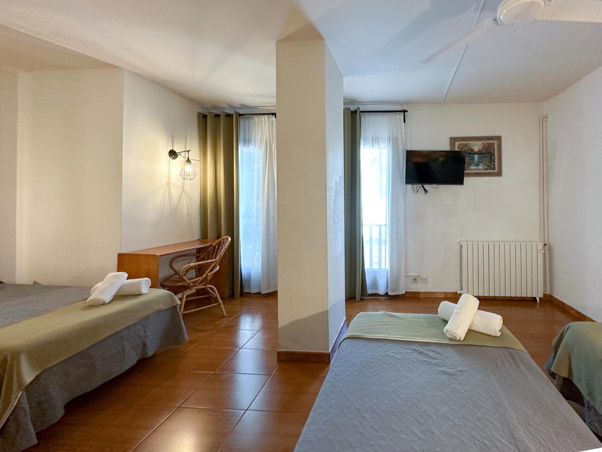 Triple Room