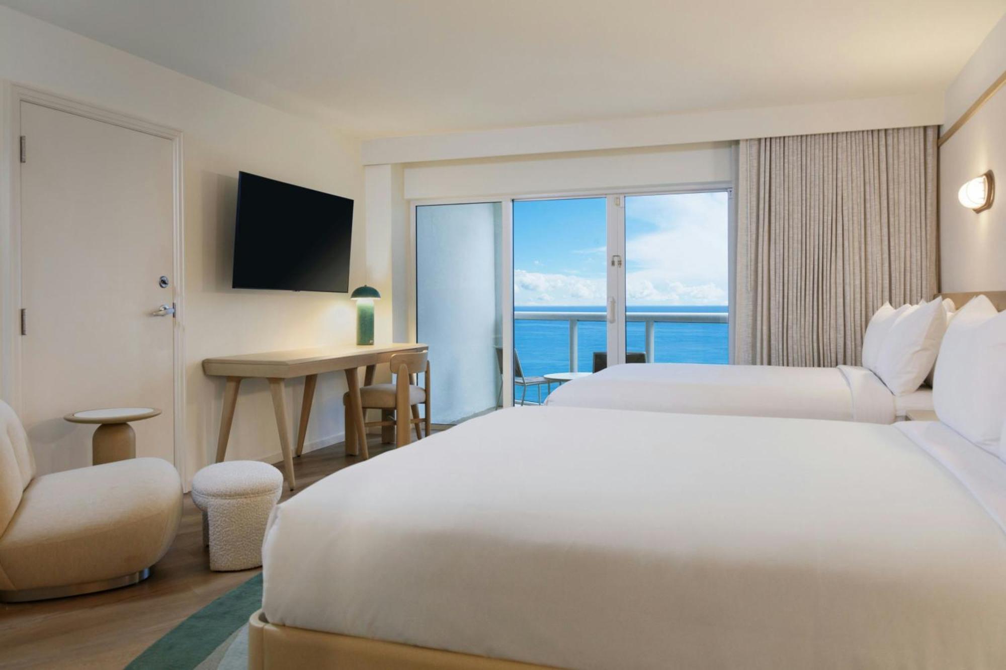 Guest room, 2 Queen, Ocean view, Balcony (Mobility and Hearing Accessible w/Tub)