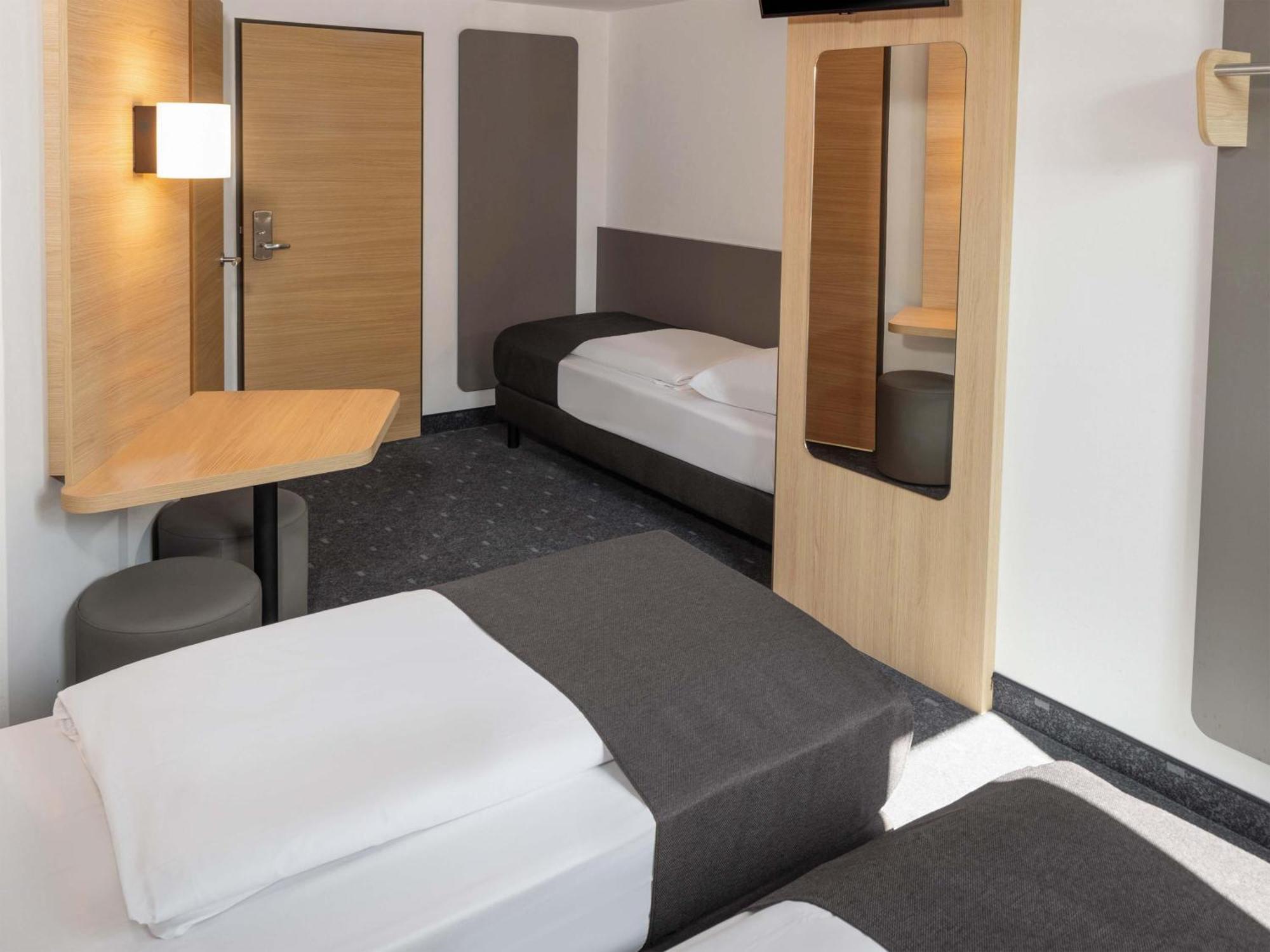 Triple Room,1698970248:JPEG