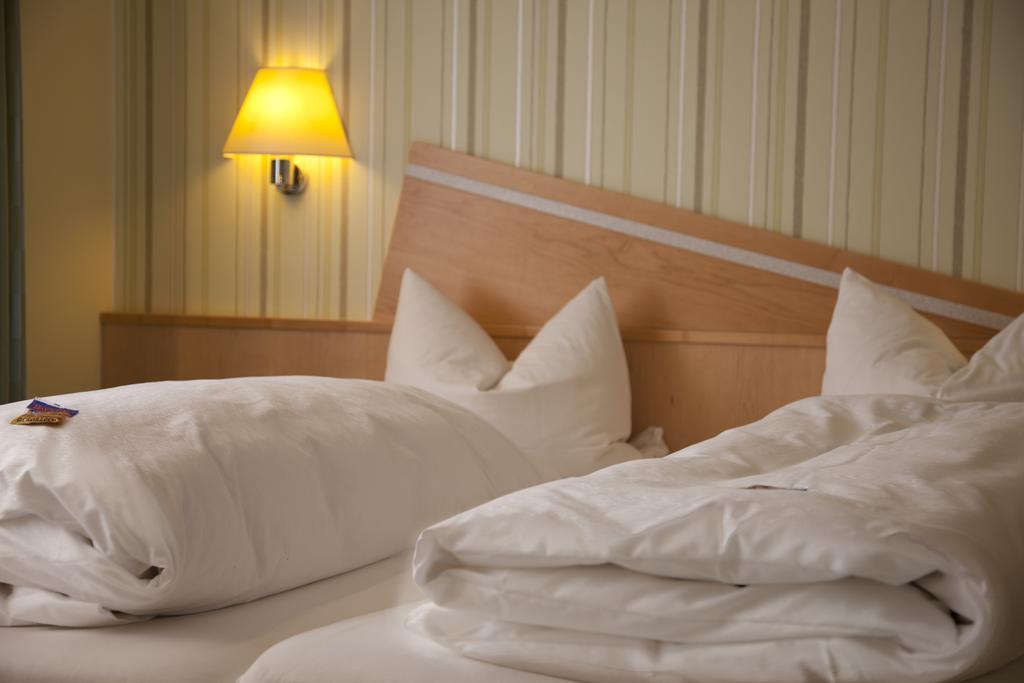Double Room,216498896:JPEG