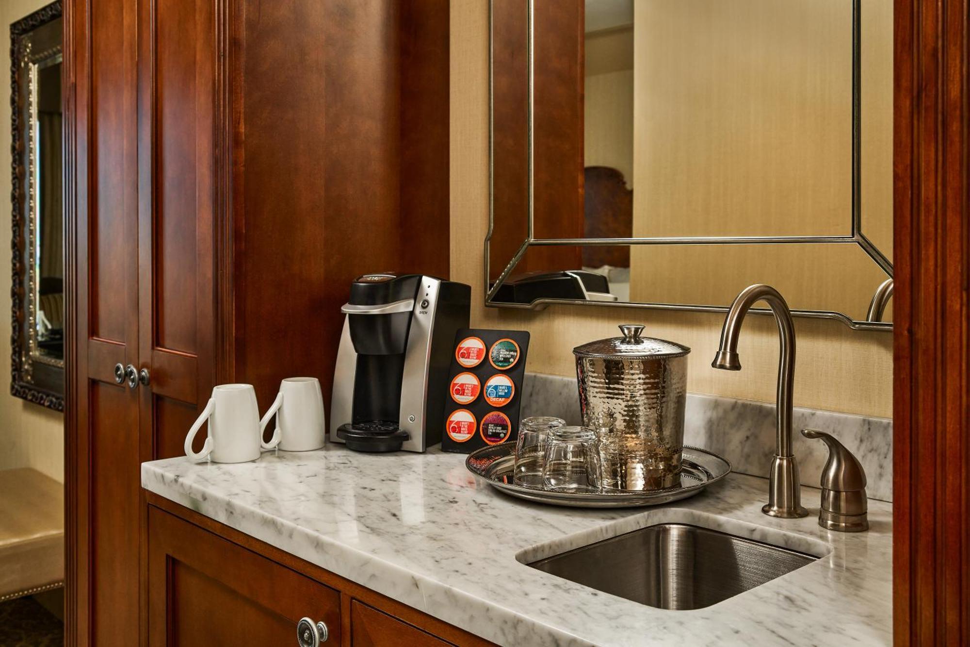 Standard King Room Hearing Accessible