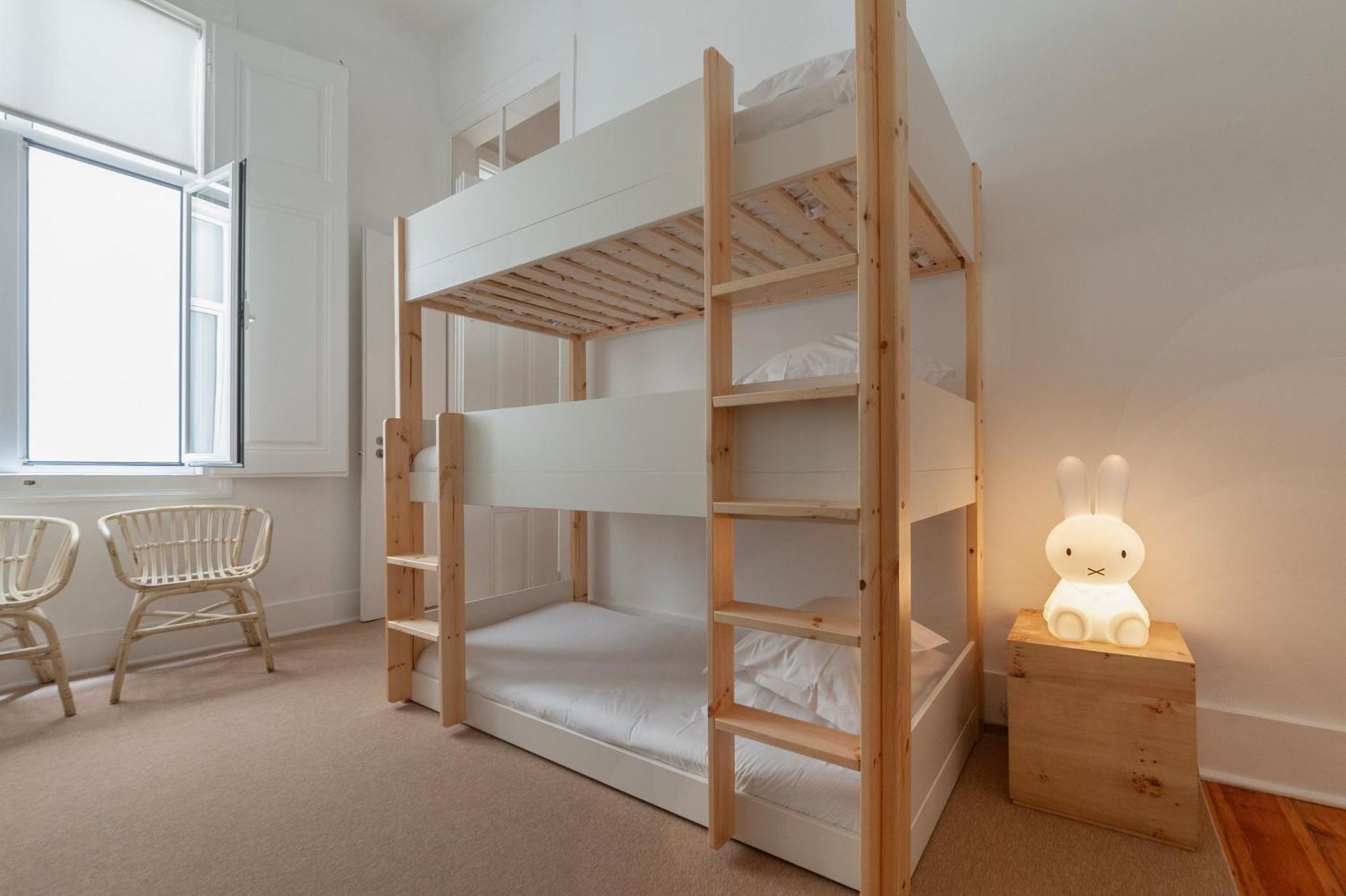 Family Suite Interior View,1699067759:JPEG