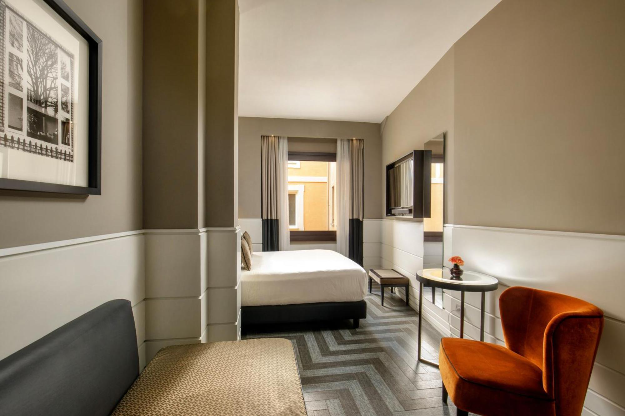 Premium King Room