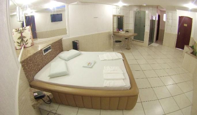 Deluxe Queen Suite,1769928885:JPEG