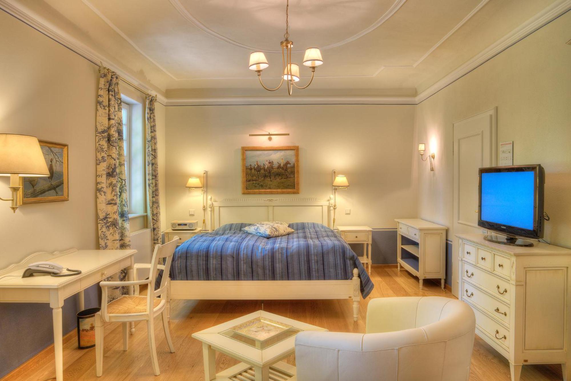 Standard Double Room,1699162189:JPEG