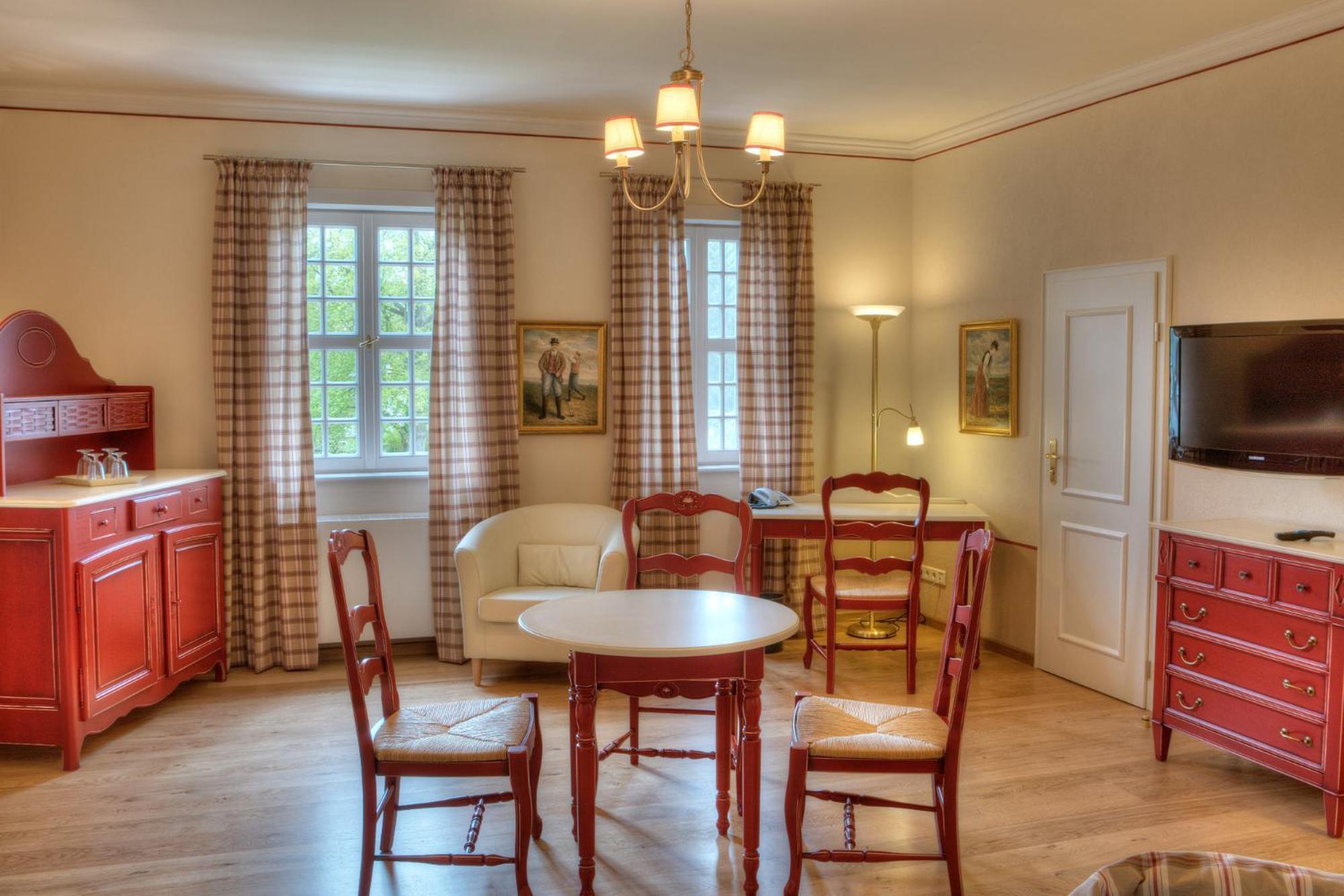 One-Bedroom Suite
