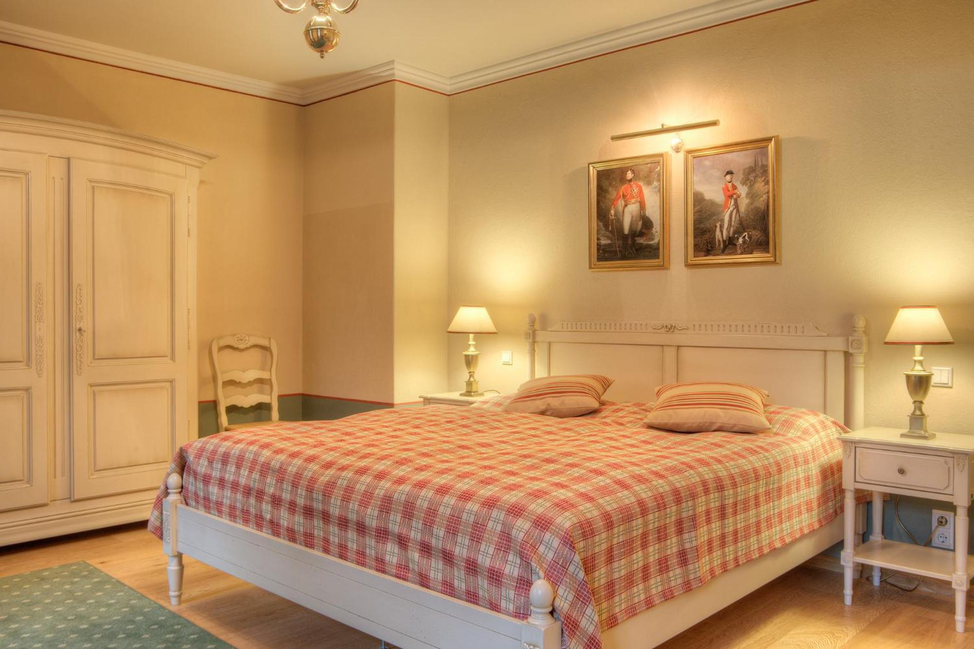 One-Bedroom Suite