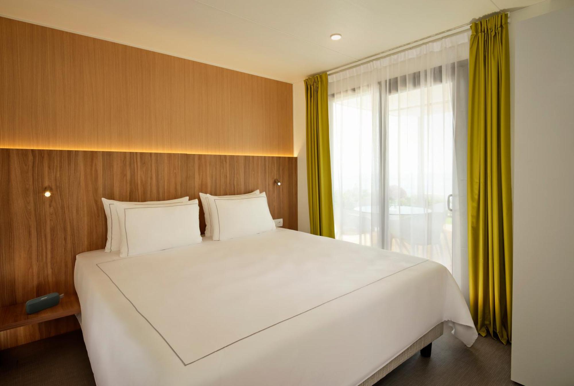 Deluxe Campingvilla mit eigenem Pool