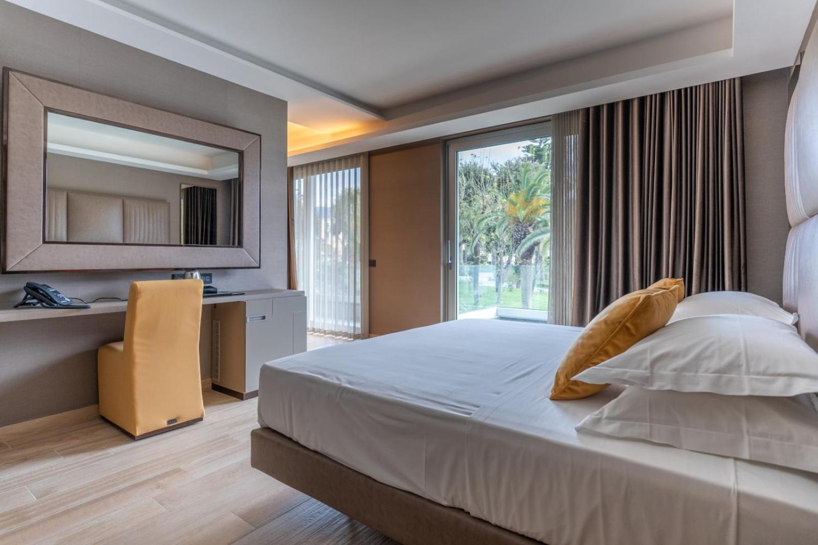 Luxury Quadruple Room