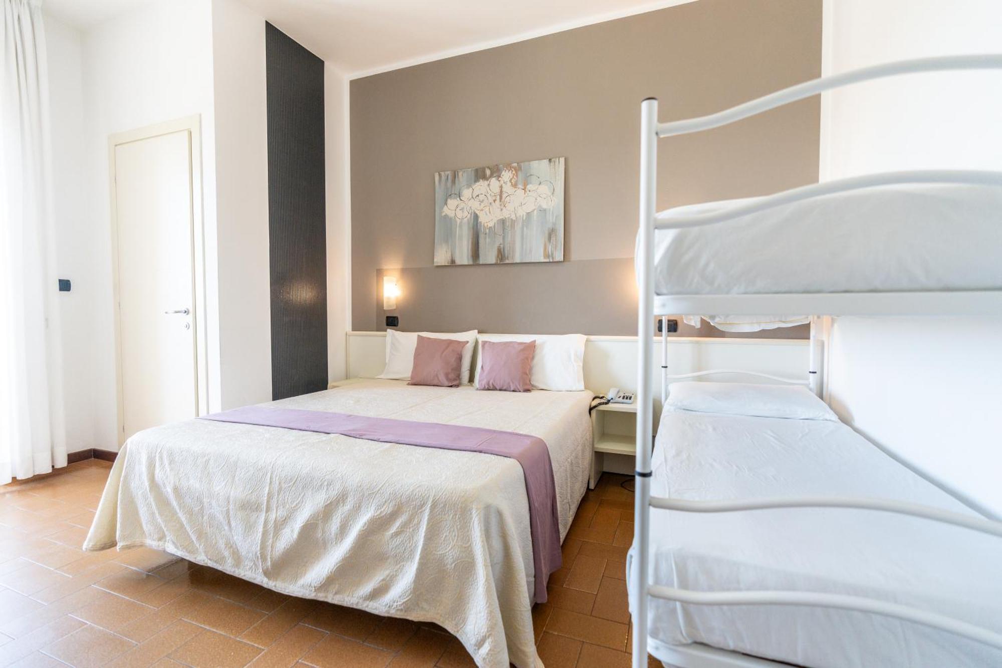Comfort Quadruple Room
