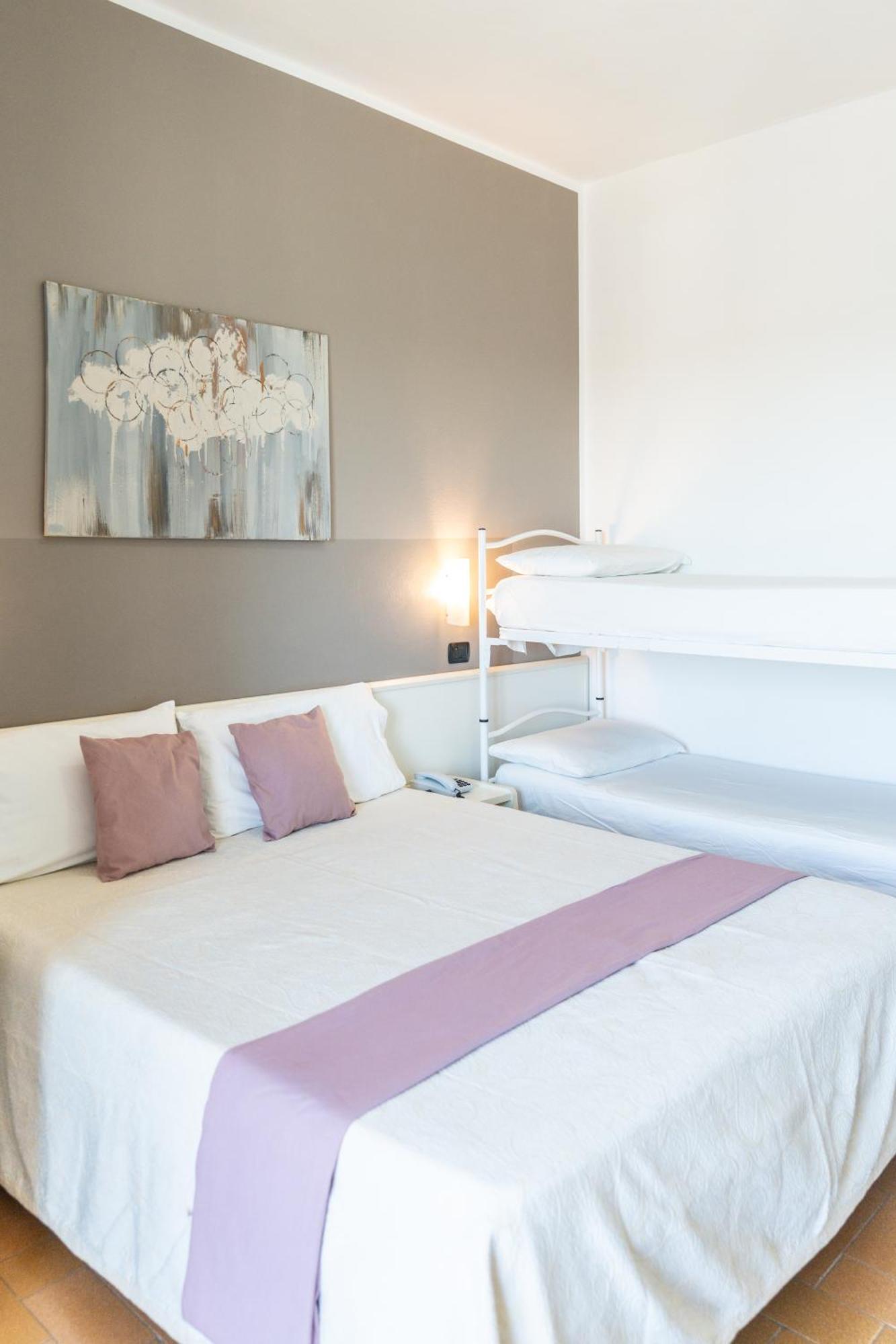 Comfort Quadruple Room