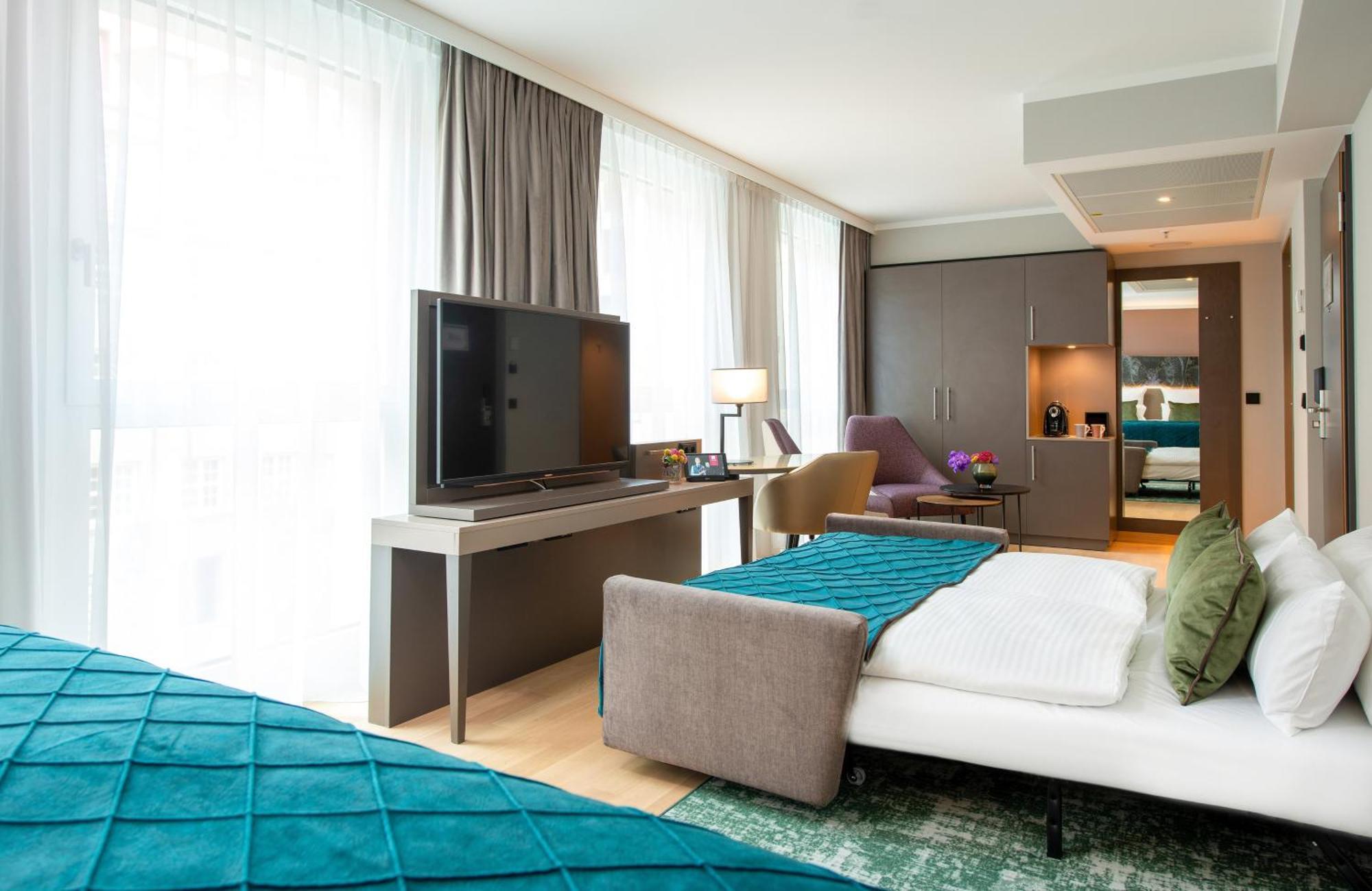 Deluxe Quadruple Room,1699330286:JPEG