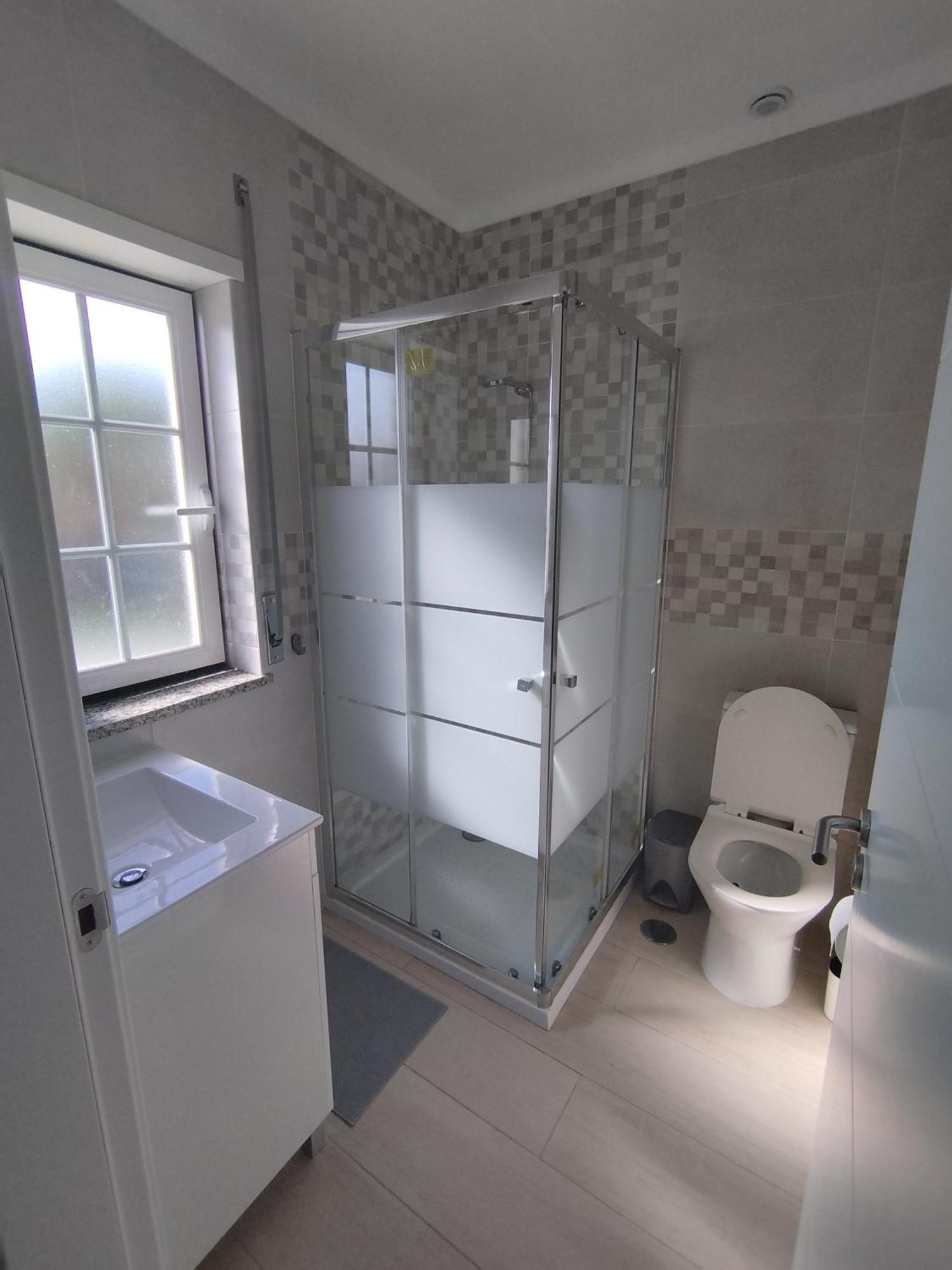 Standard Queen Room,1699436913:JPEG