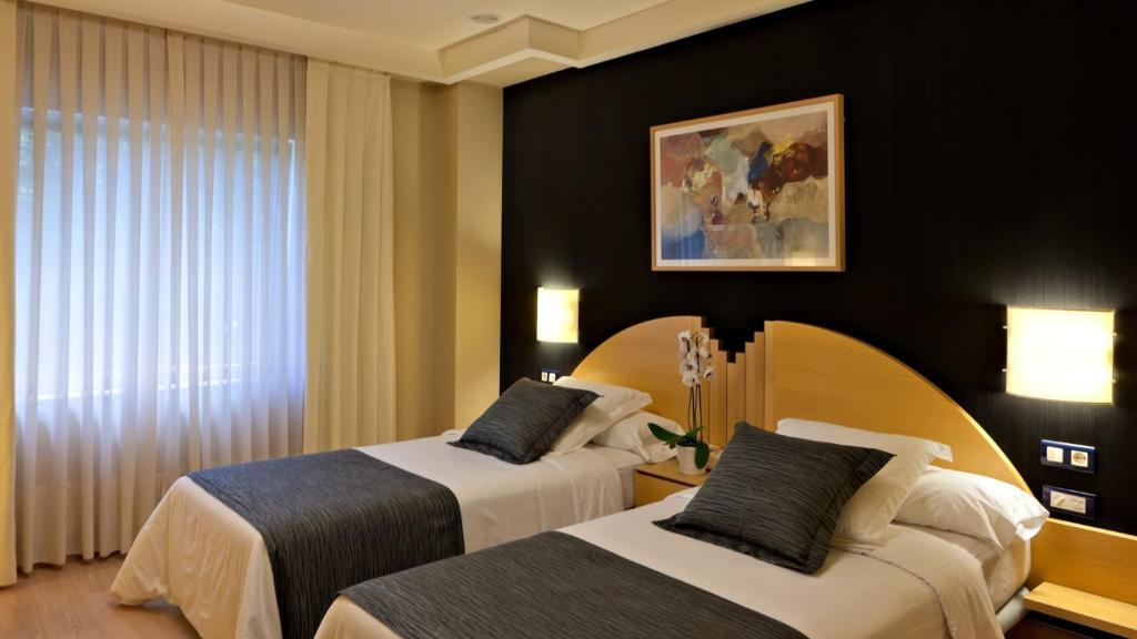 Double or Twin Room,709448062:JPEG