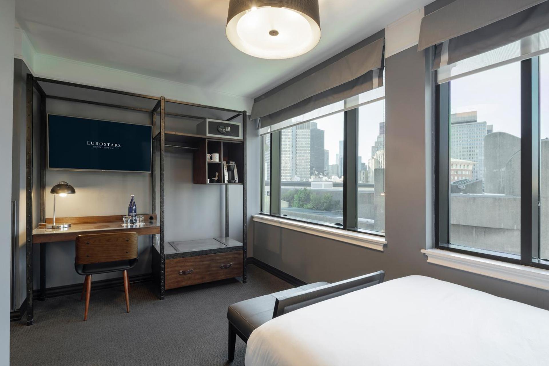 Full Room