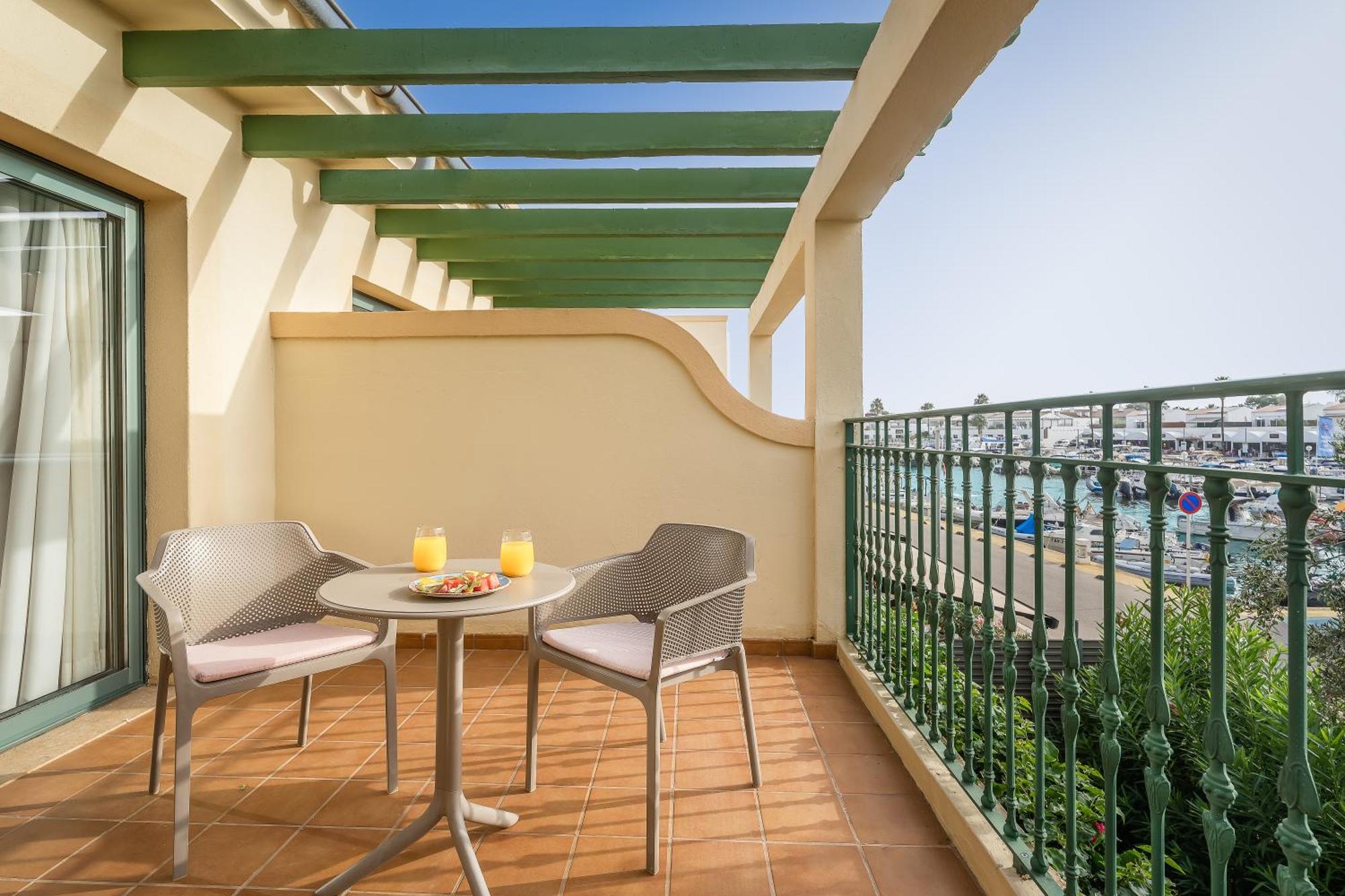 Single Room Balcony