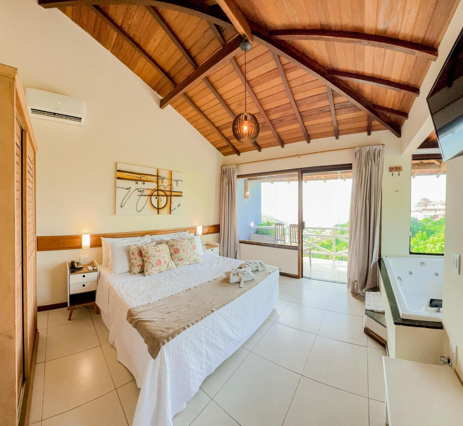 Master Suite Hot Tub