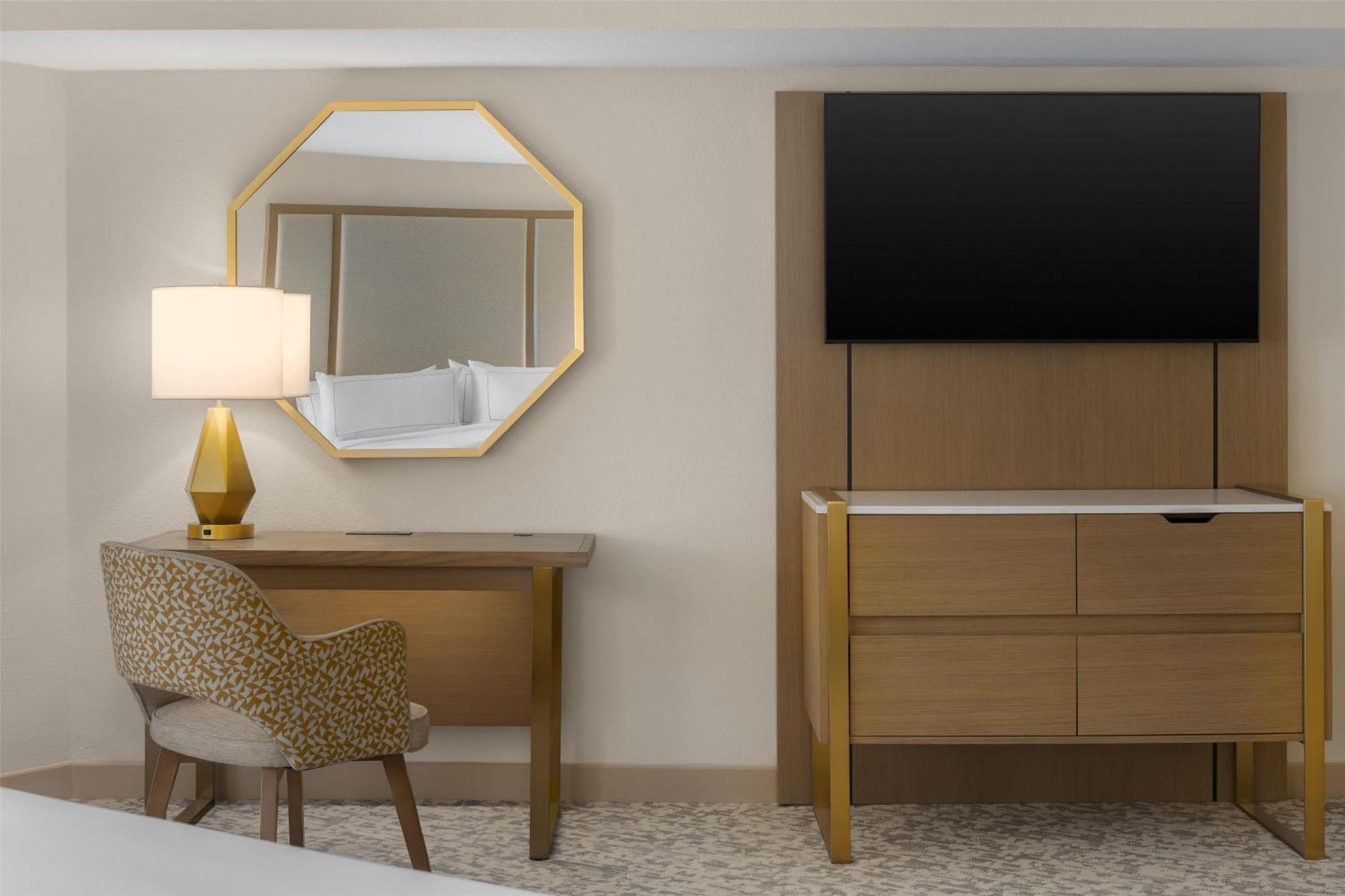 Queen Room Two Queen Beds