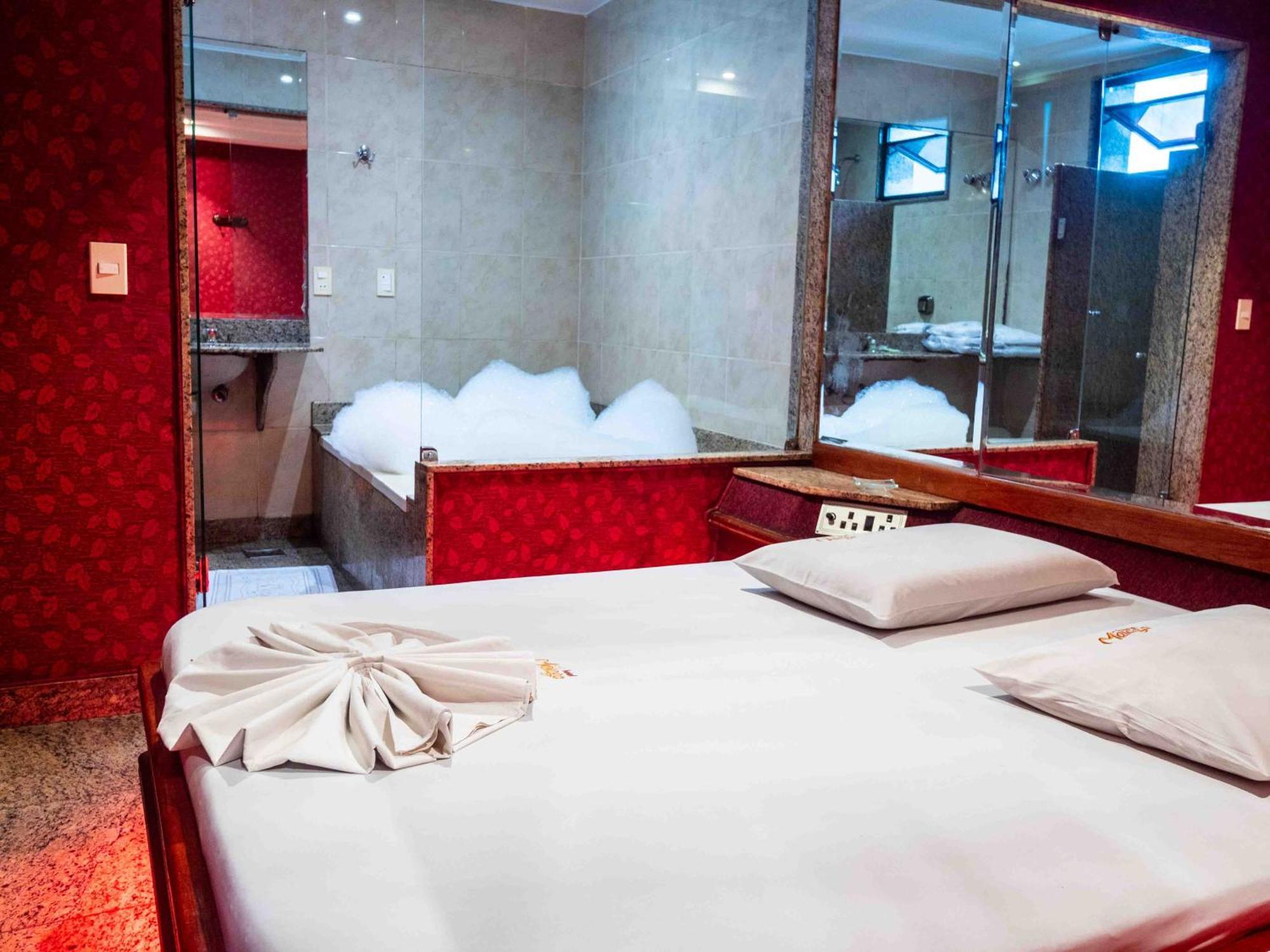 Superior Double Room Hot Tub
