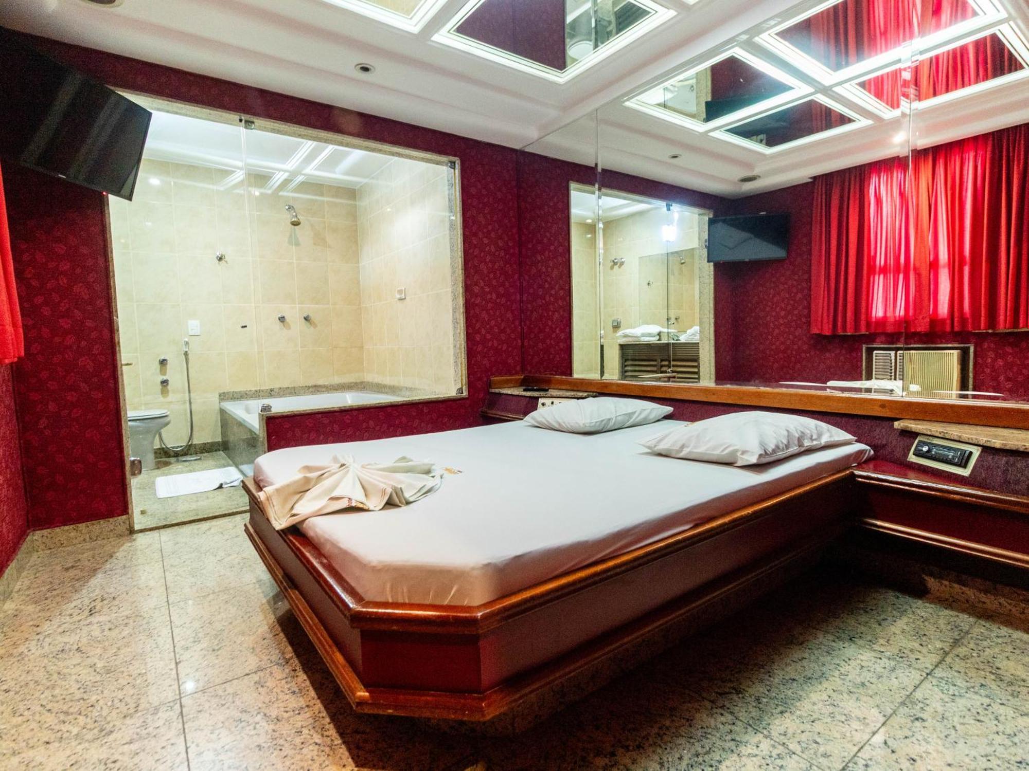 Superior Double Room Hot Tub