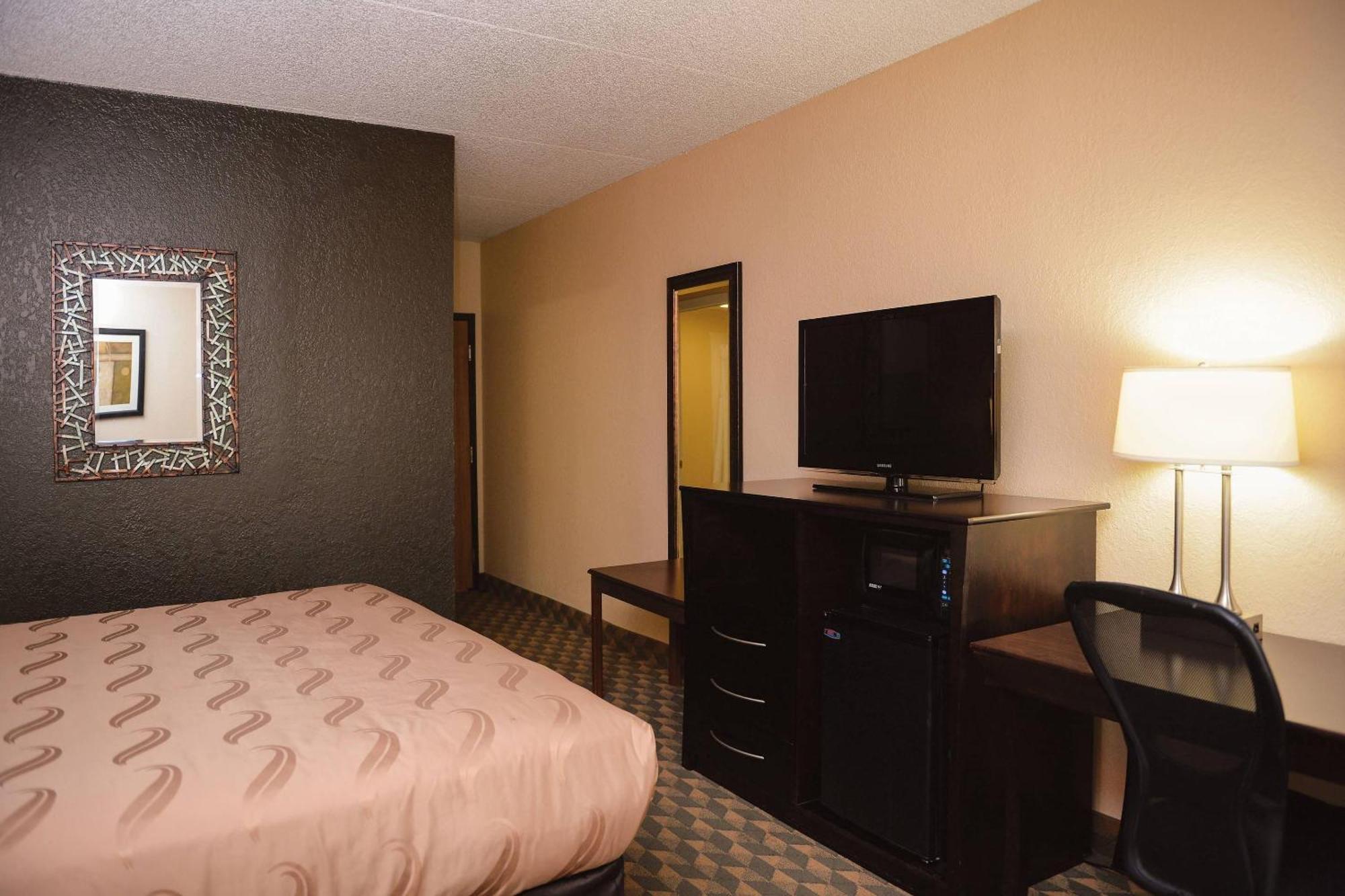 King Room - Non-Smoking