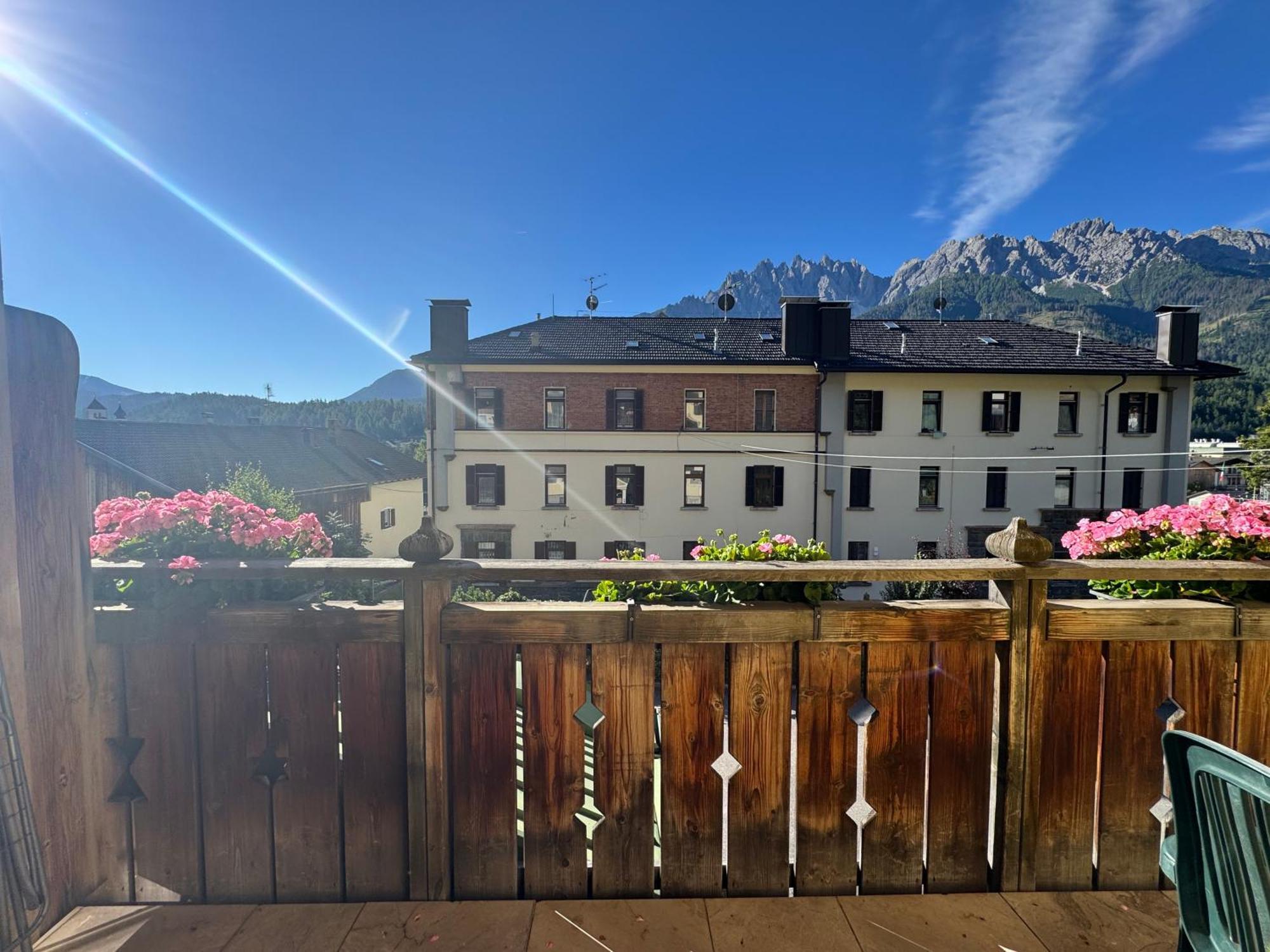 One-Bedroom Apartment Balcony,1703571909:JPEG