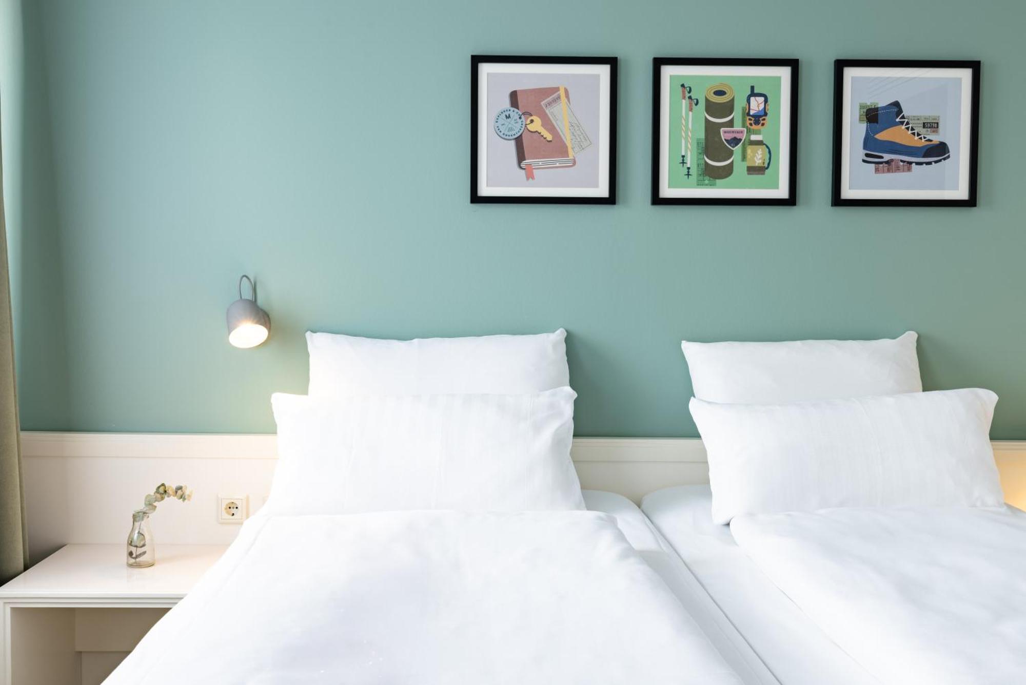 Standard Room,1731422053:JPEG