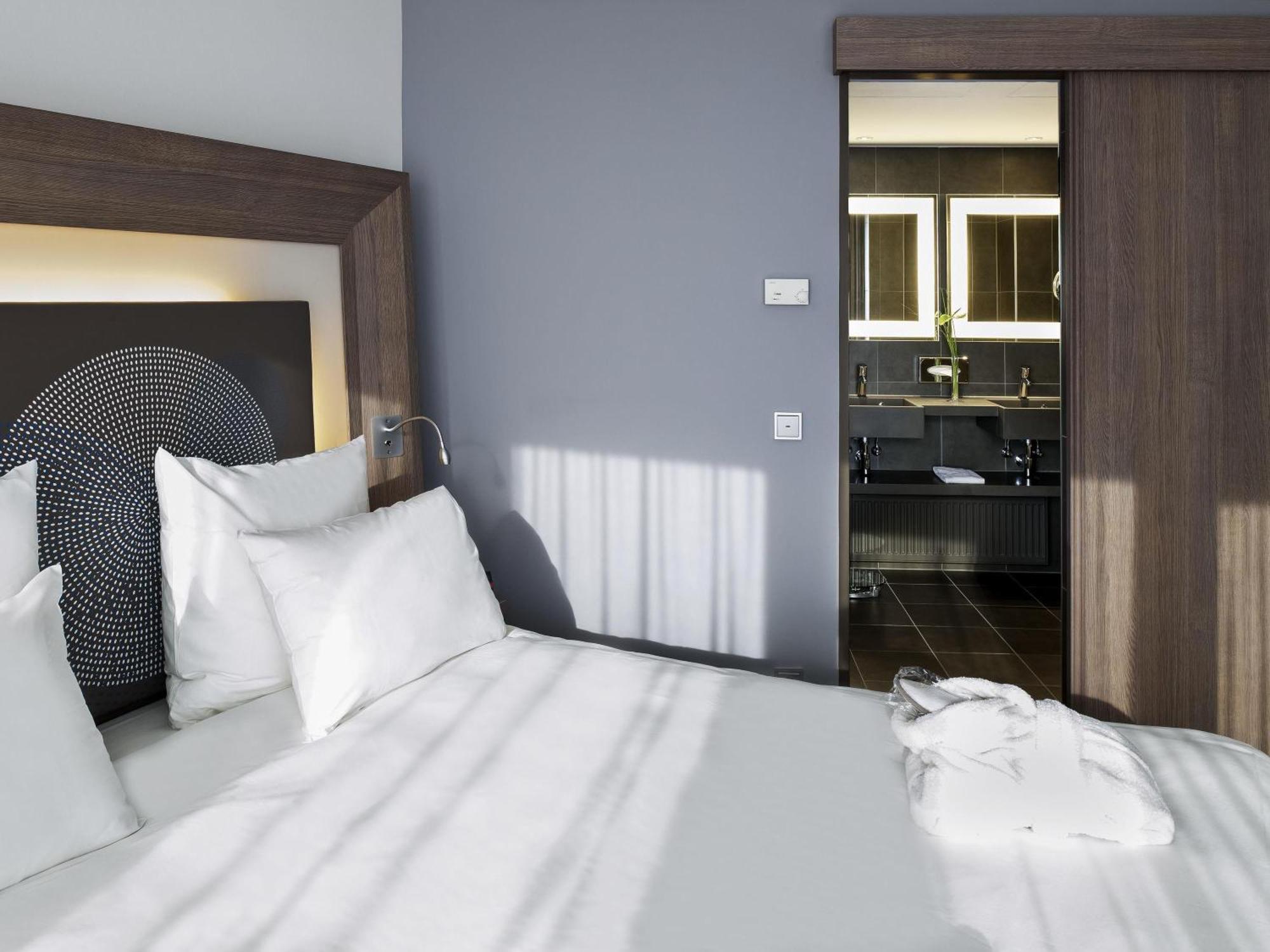 Suite One Double Bed Sofa Bed,1765144314:JPEG
