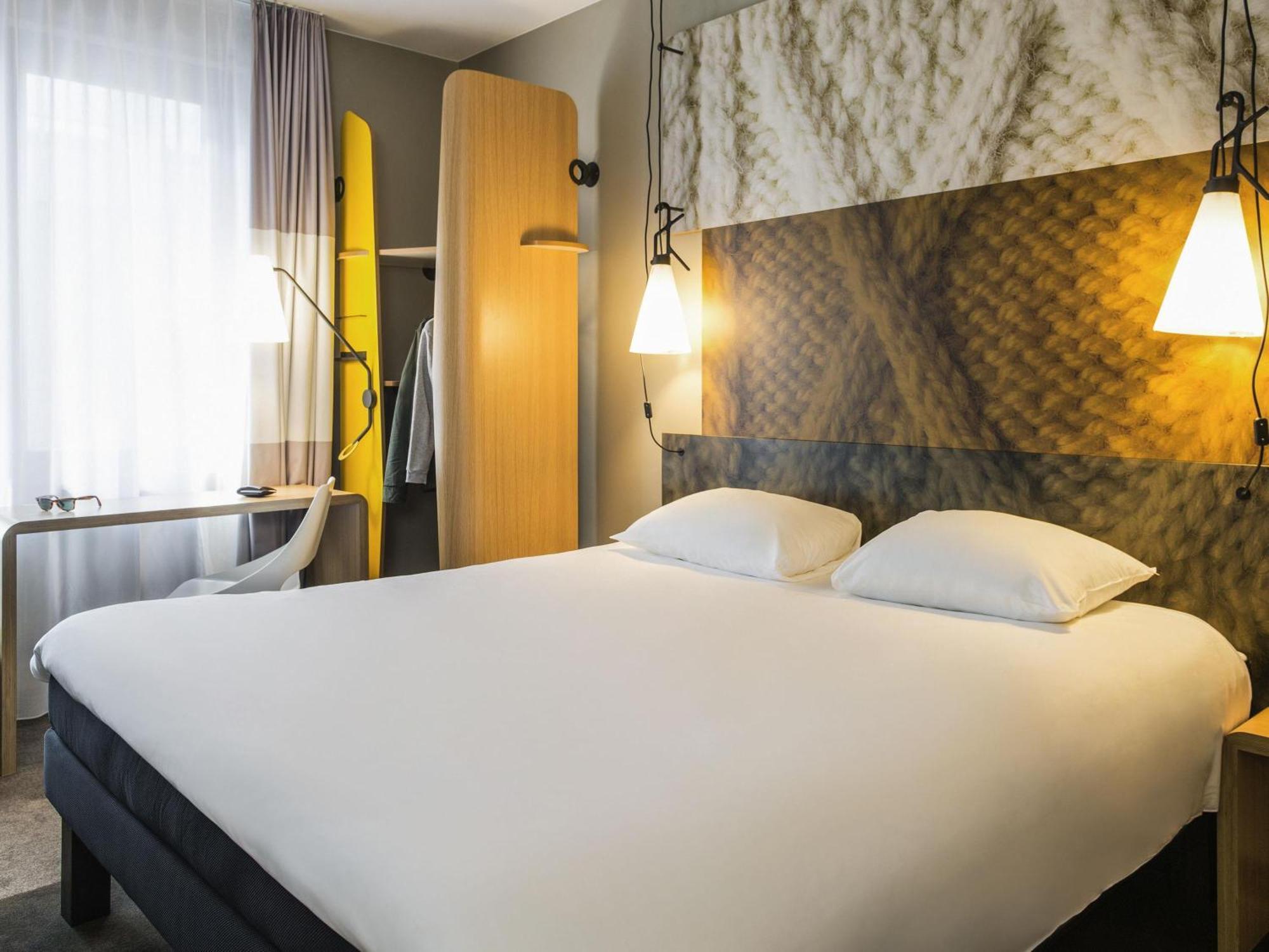 Premium Triple Room,1704829466:JPEG