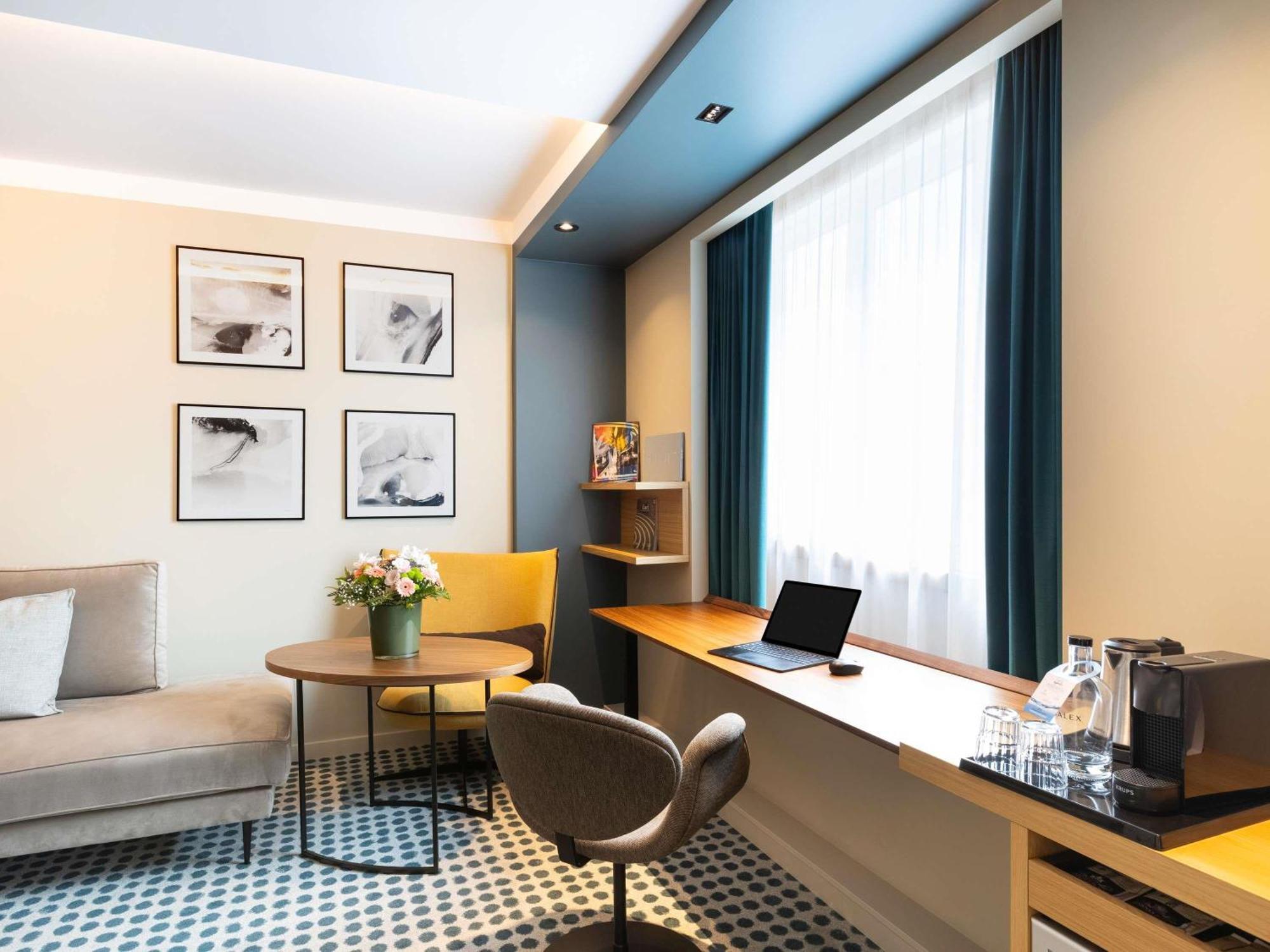 Executive Suite