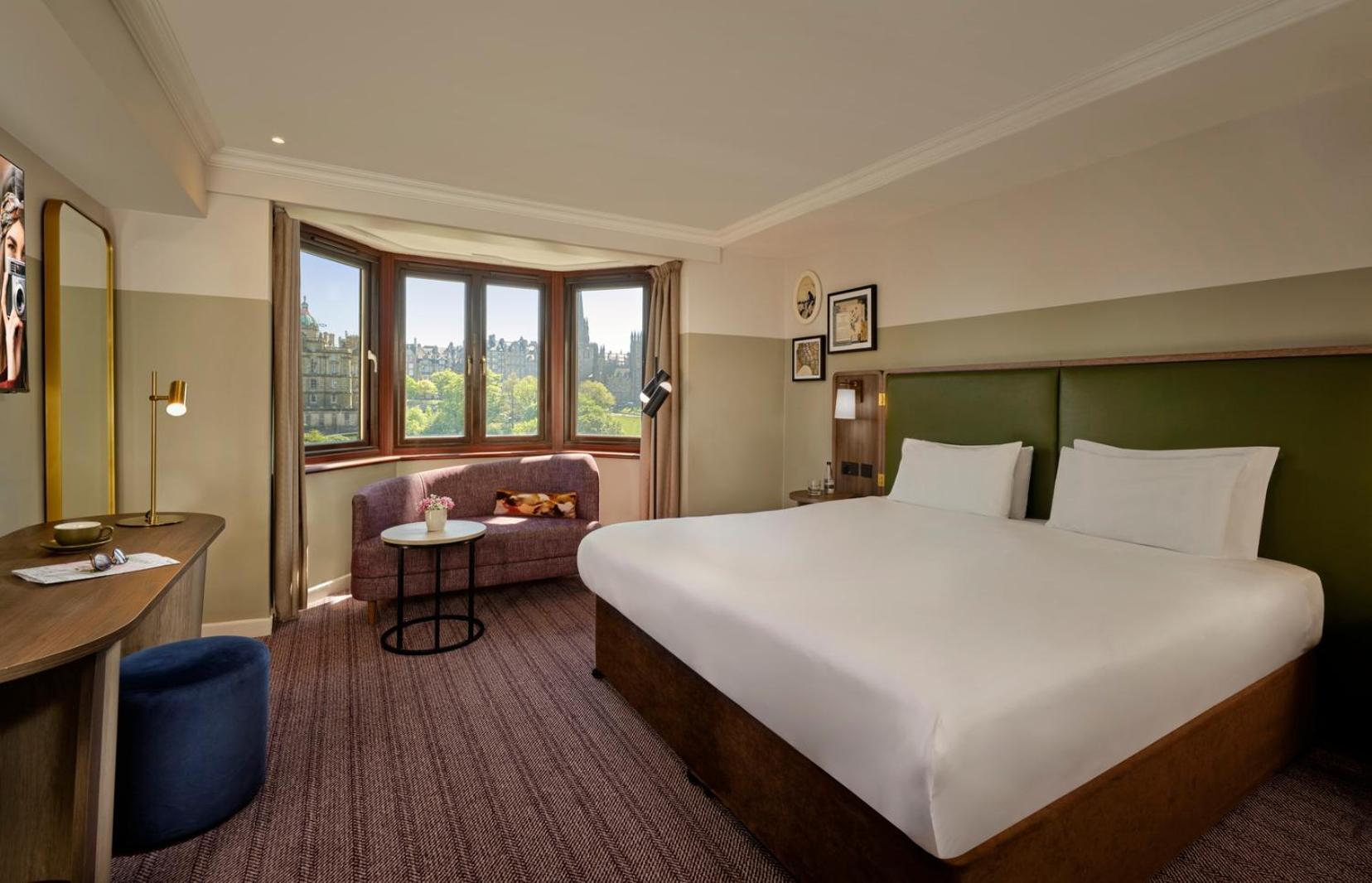 Superior Room 1 King Size Bed Castle View,1704838083:JPEG