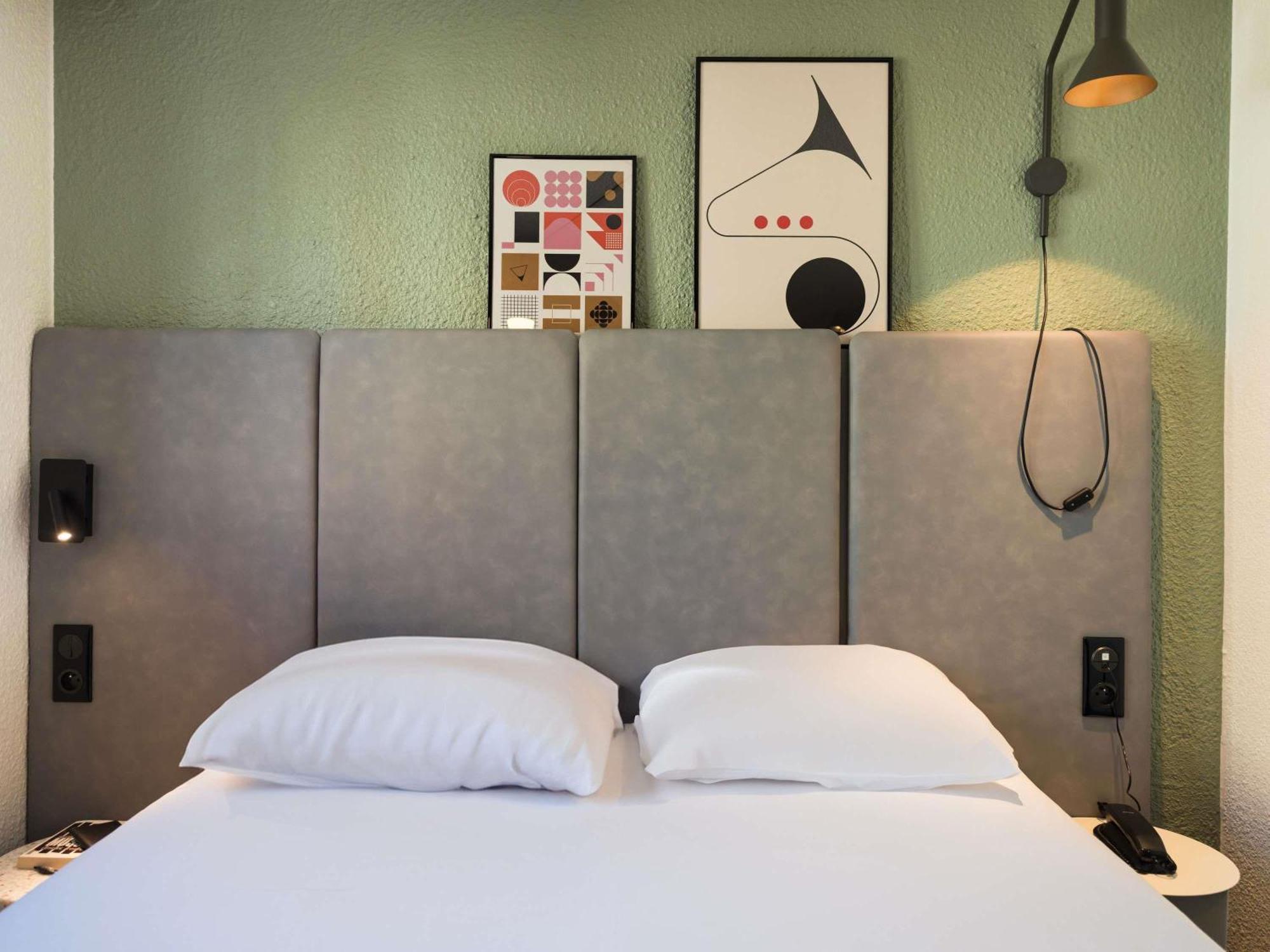 Standard Double Room,1704845706:JPEG