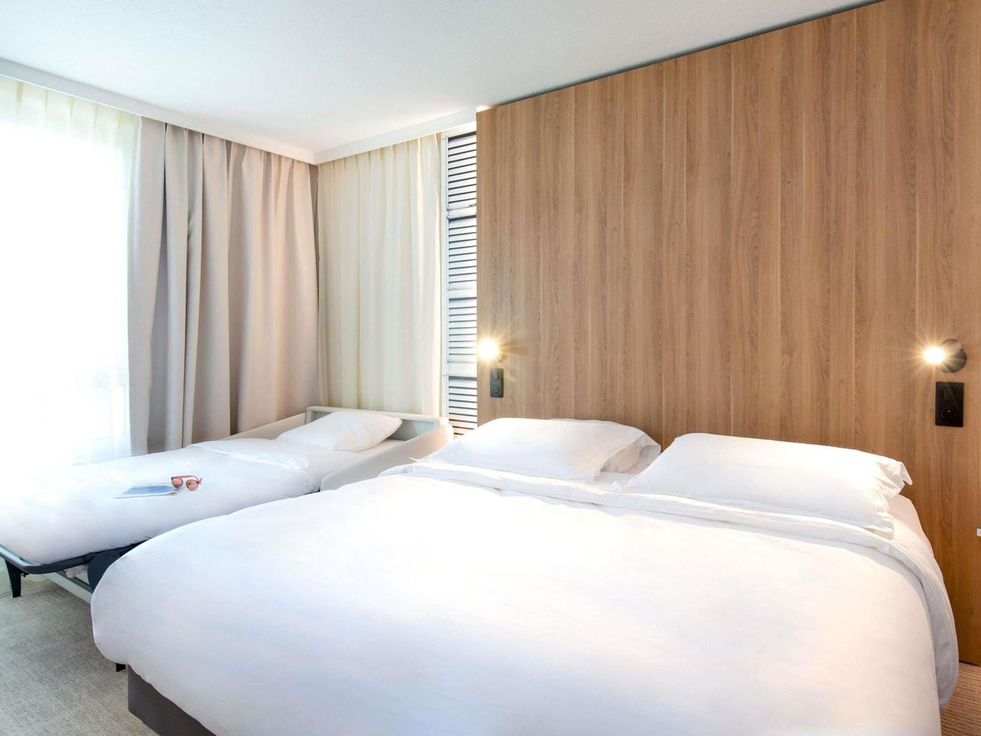 Classic Double Room Sofa Bed,1704850873:JPEG