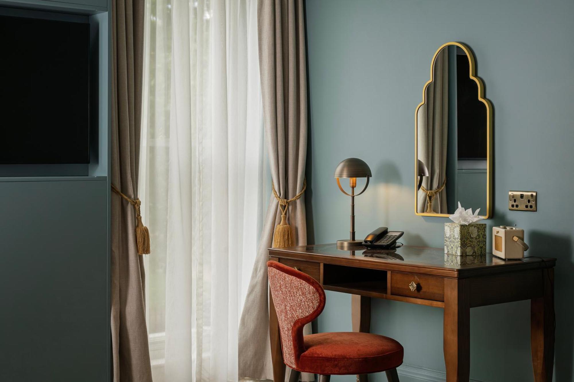 Deluxe Double Room City View