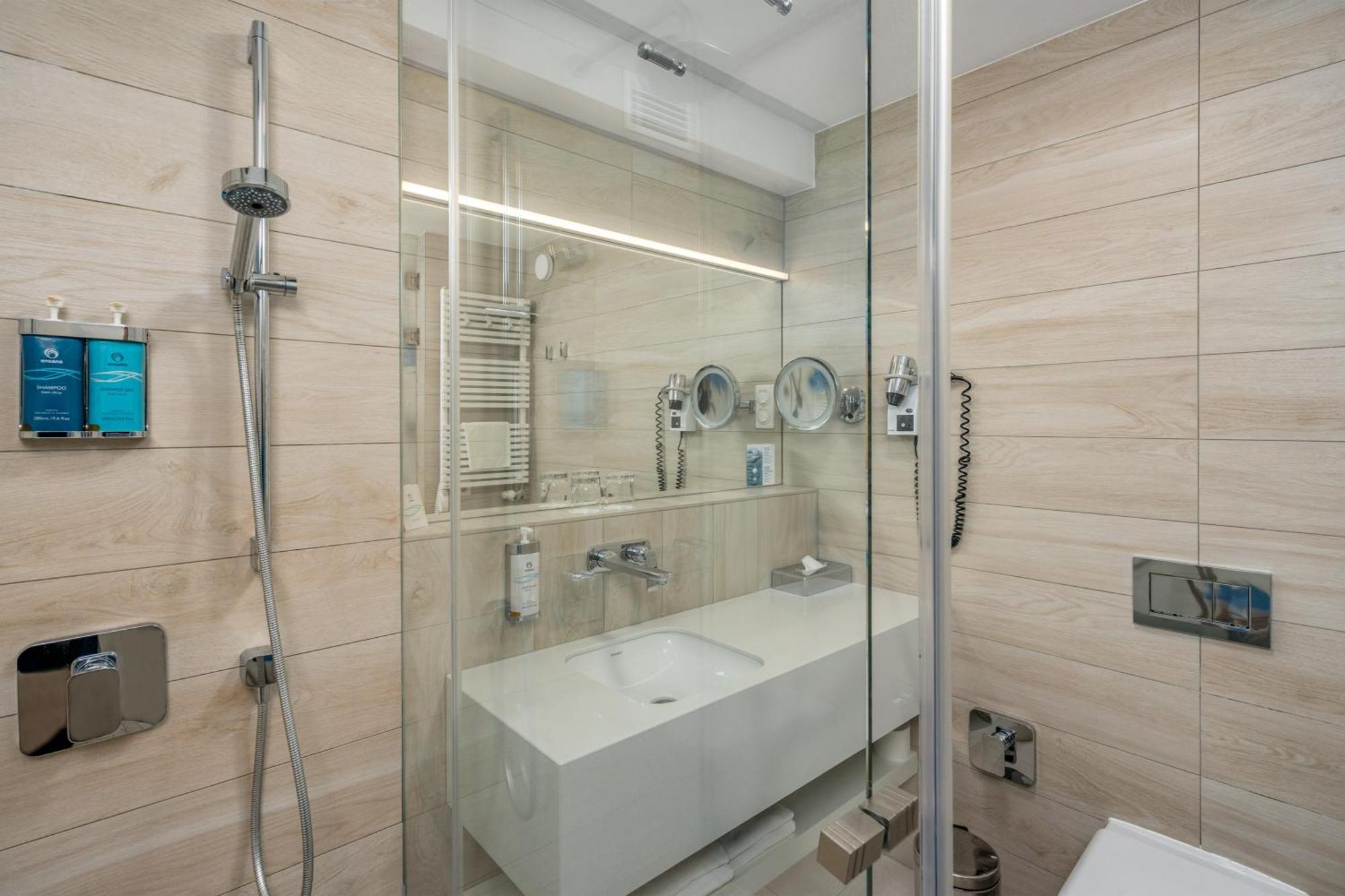 Premium Double Room Wellness Fitness Access