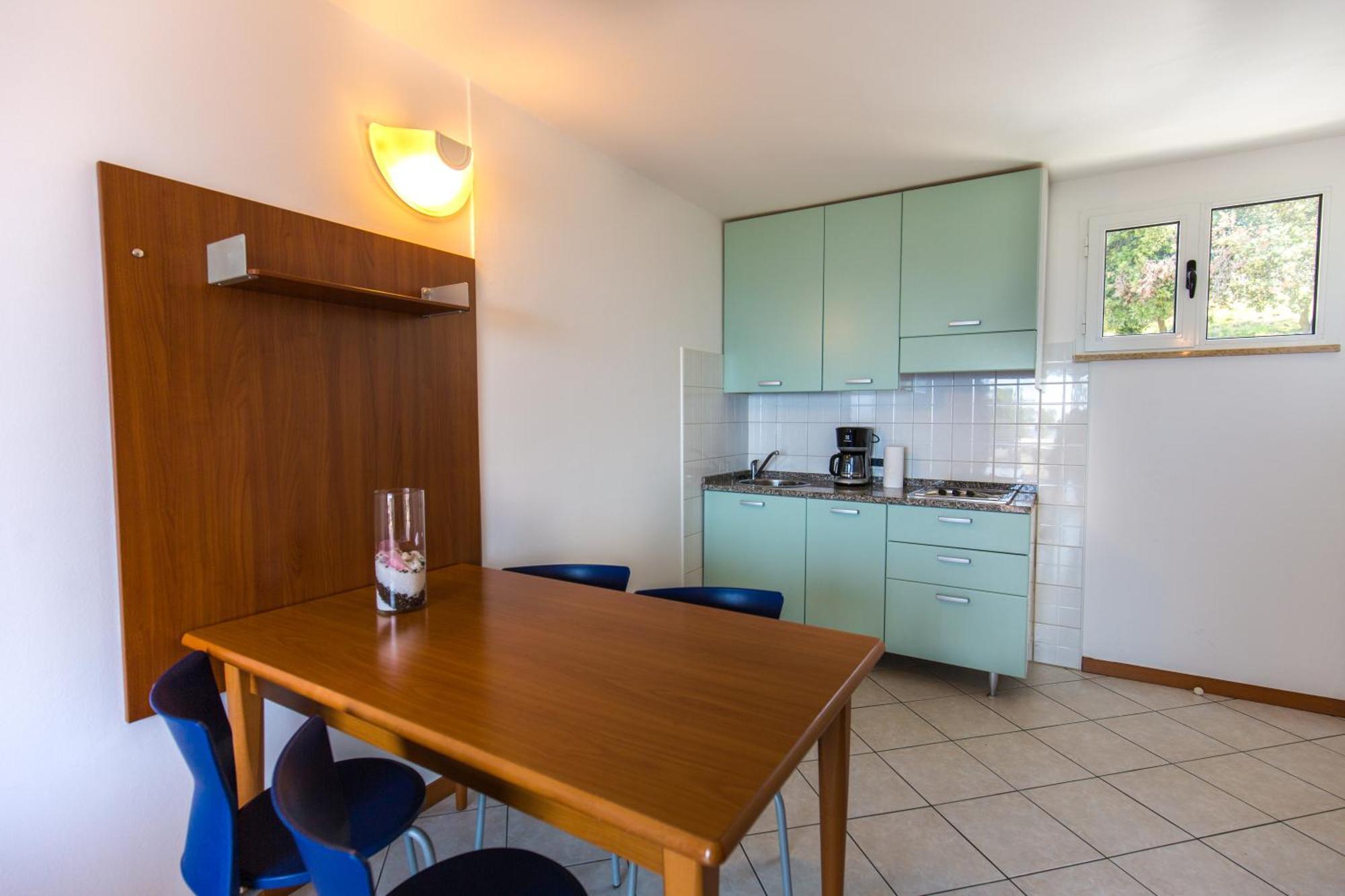 One-Bedroom Apartment Balcony,1704857765:JPEG