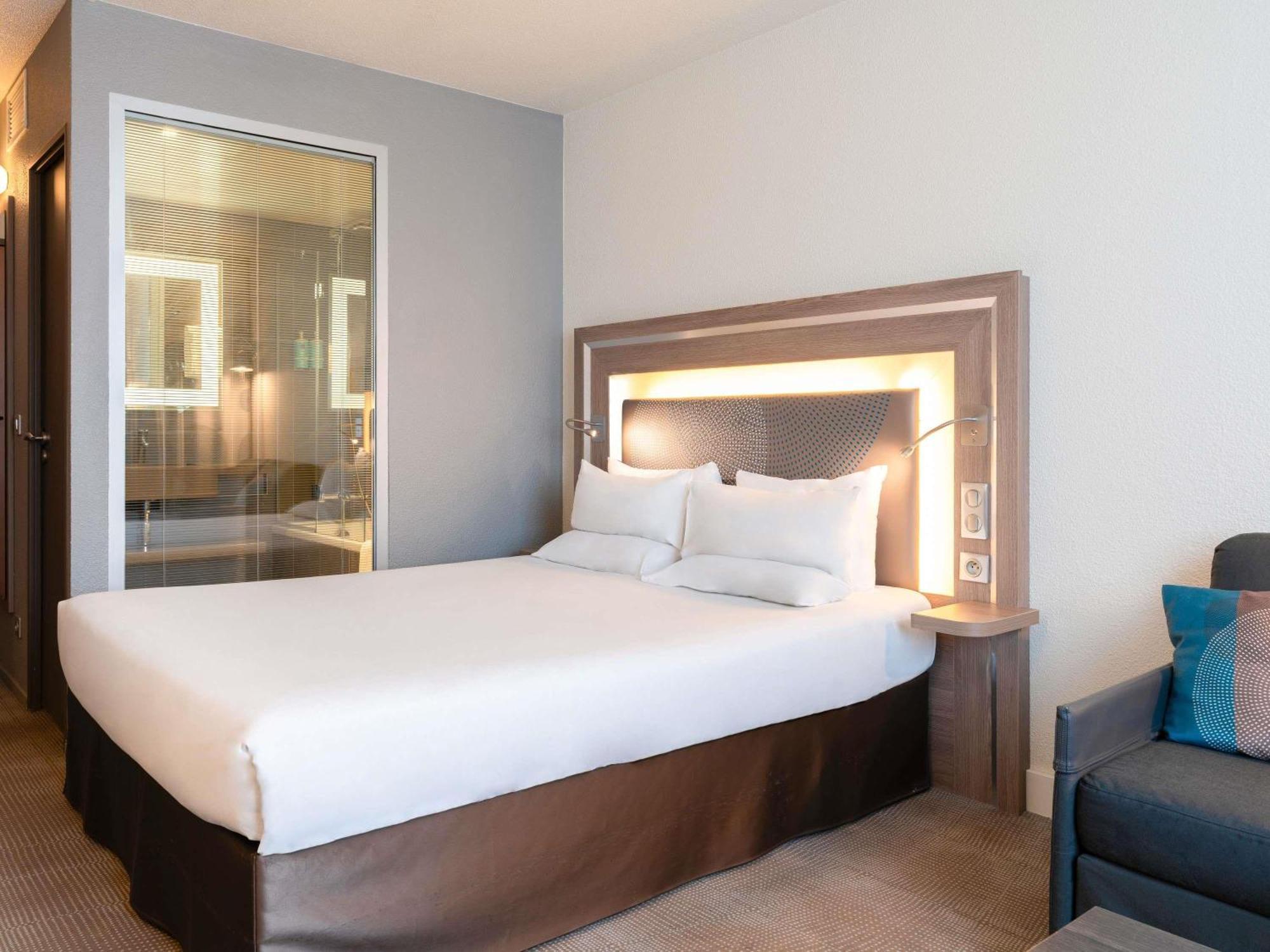 2 Double Rooms next to each other