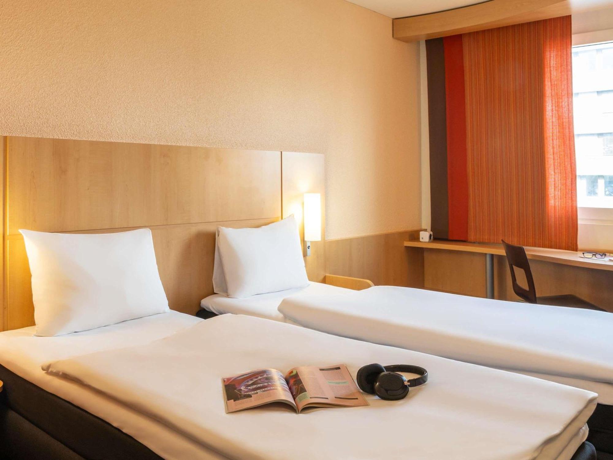Standard Twin Room,1770475735:JPEG