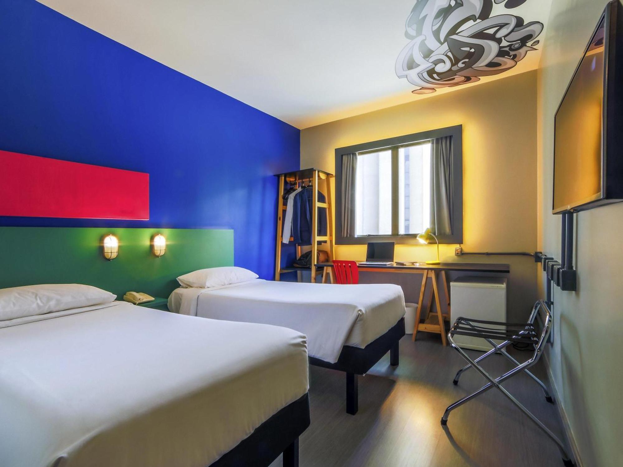 Standard Apartment Twin Beds