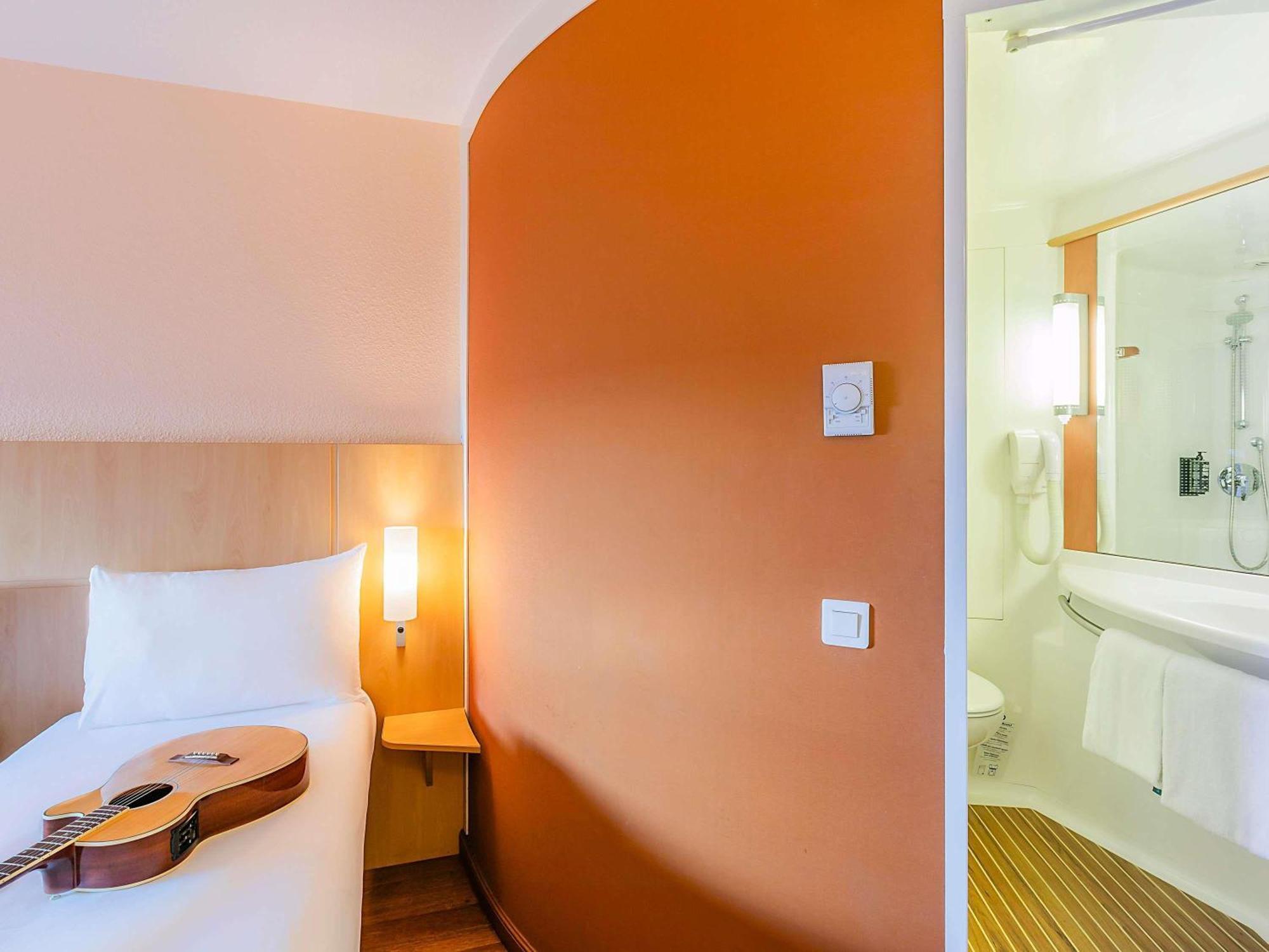 Double Room with Extra Bed,1704928001:JPEG