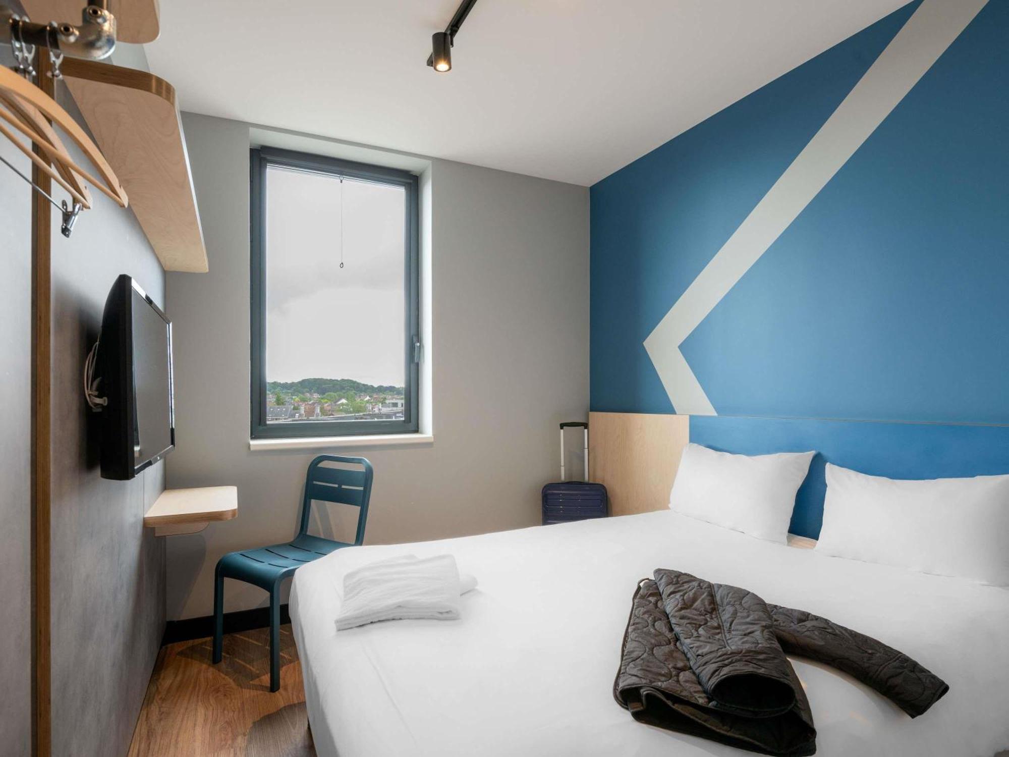 Classic Twin Room