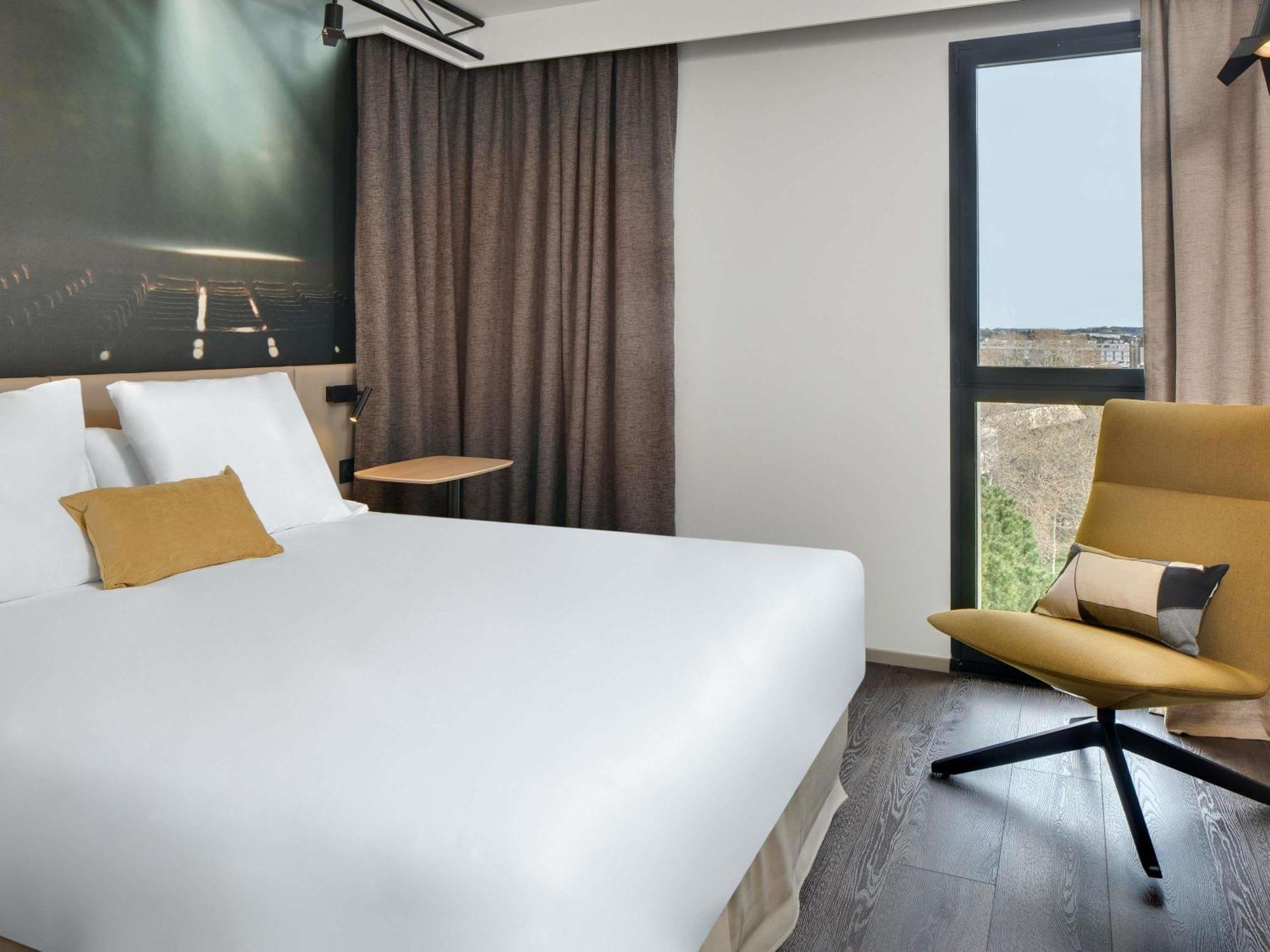 Classic Double Room,1704934965:JPEG