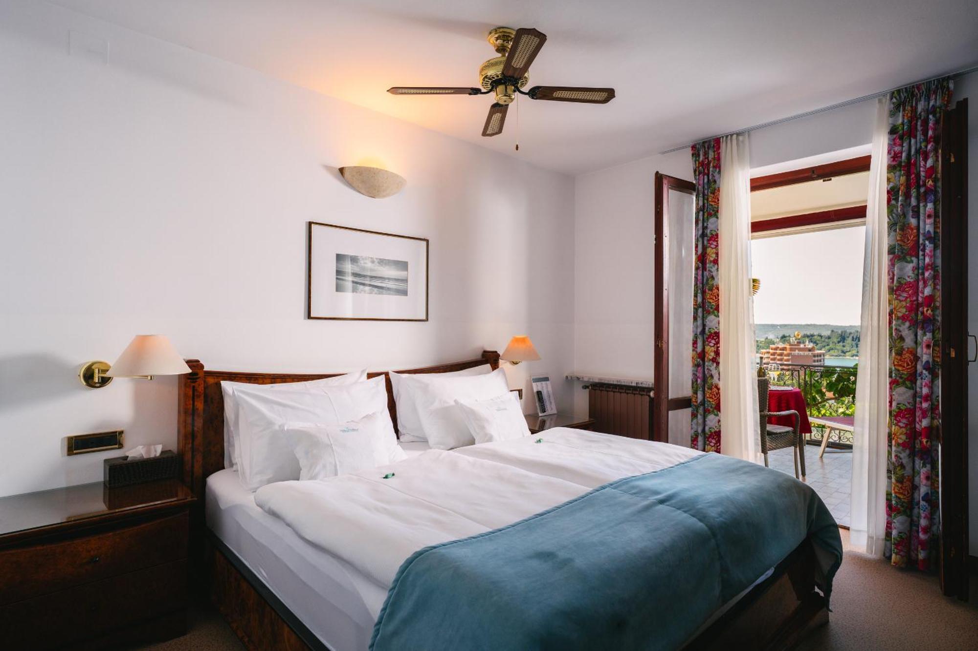 Comfort Double Room Balcony Sea View