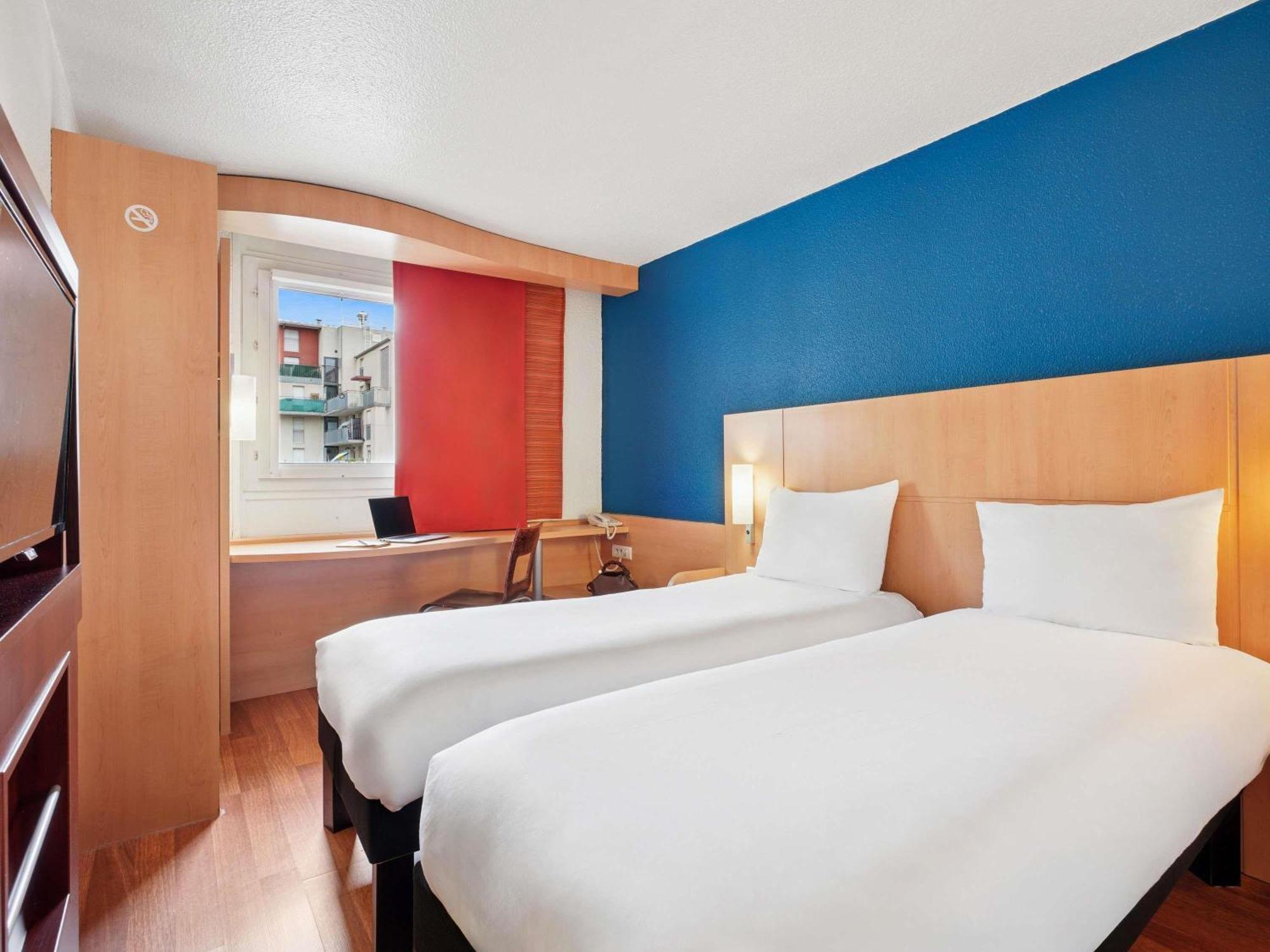 Standard Room Two Single Beds