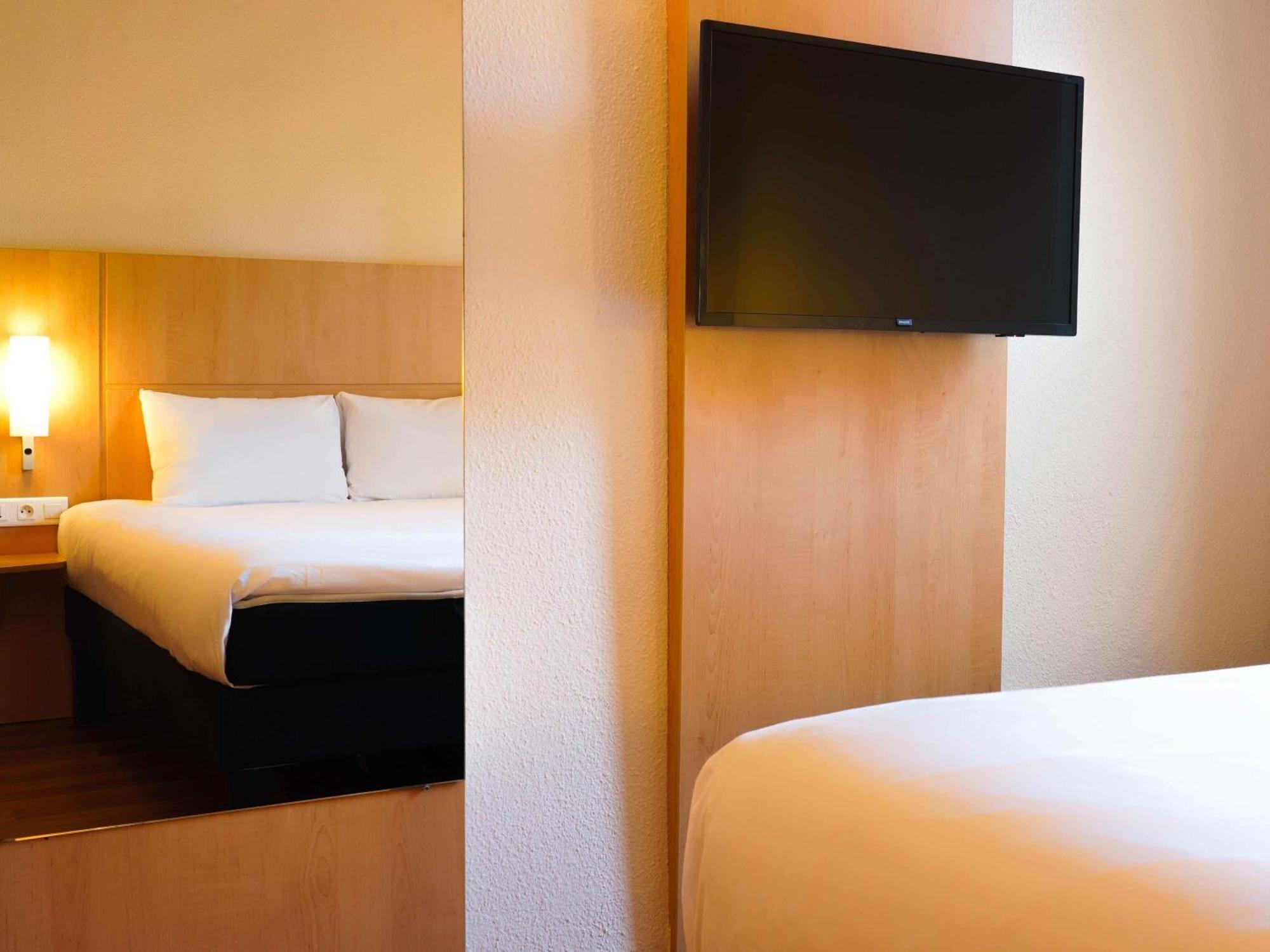 Standard Single Room,1765756991:JPEG