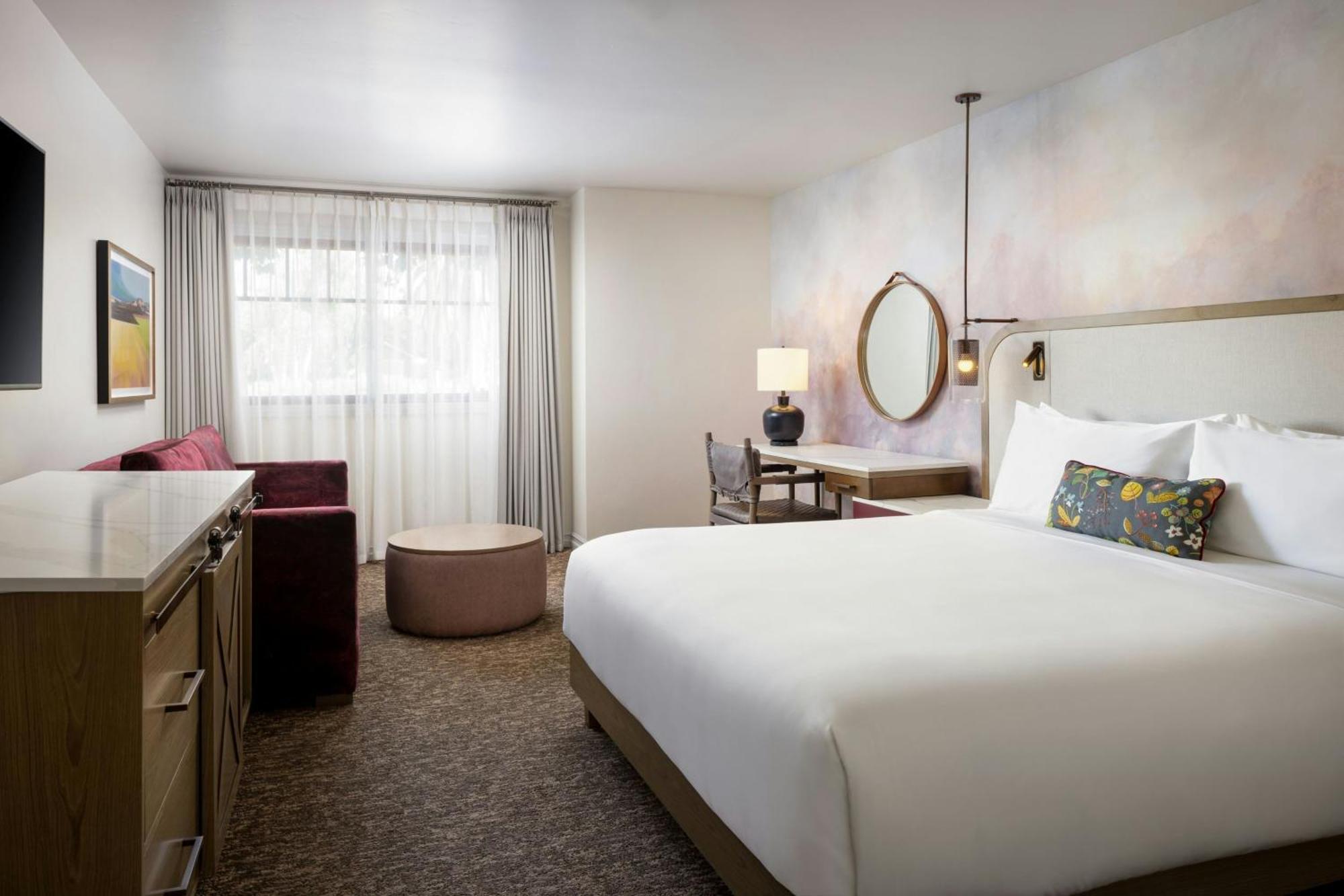 King Room with Sofa Bed and Balcony,1704966786:JPEG