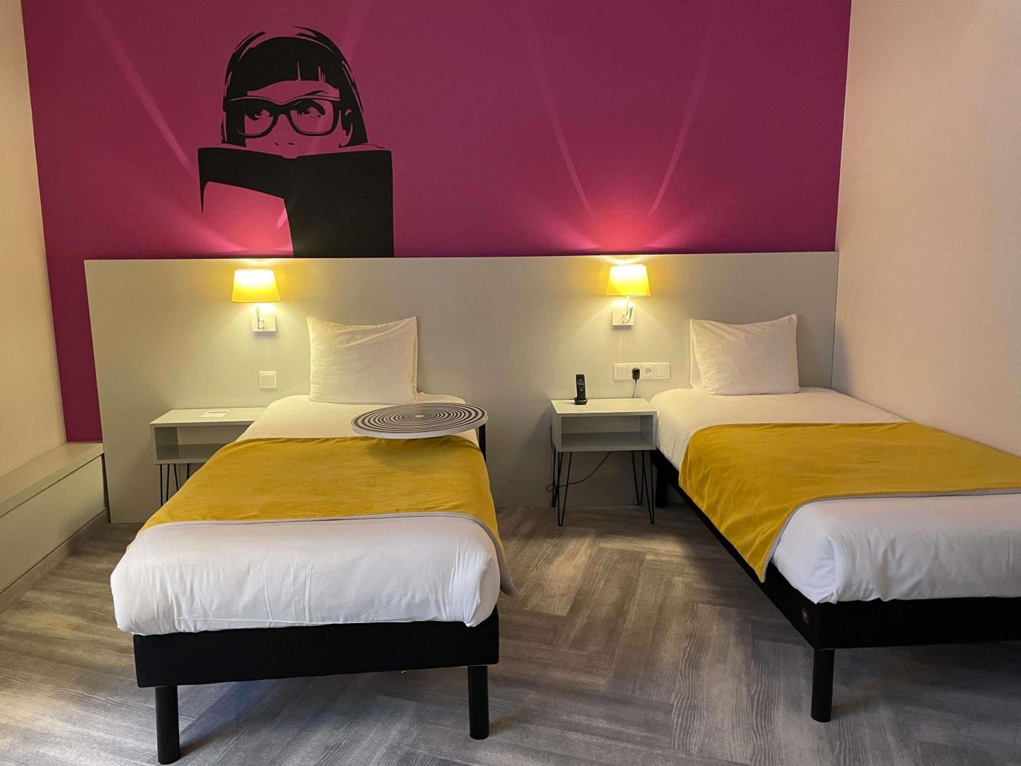 Room Mobility Accessible,1765366998:JPEG