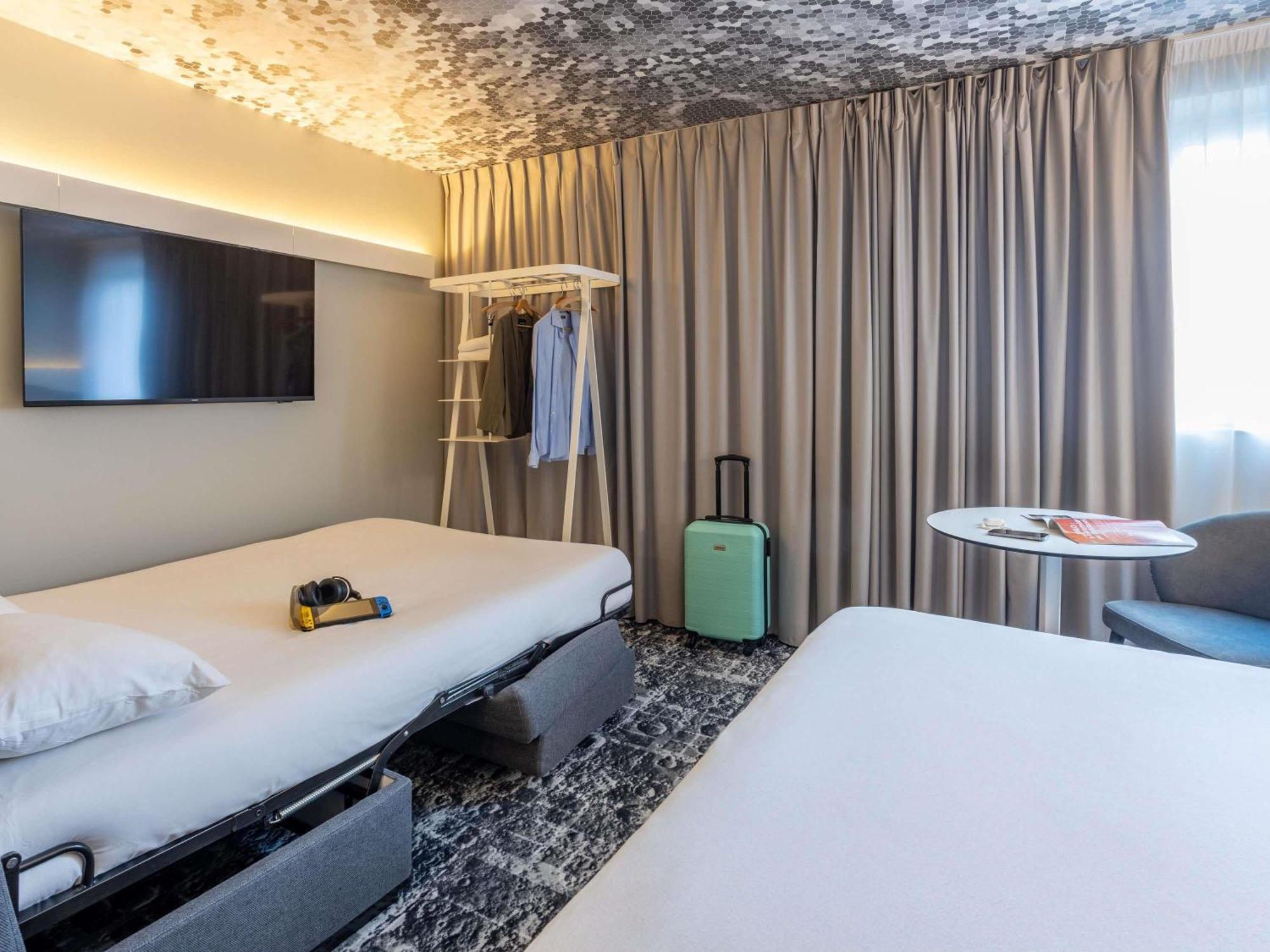 Family room with a double bed and a double sofa bed or two single sofa beds,1704988298:JPEG